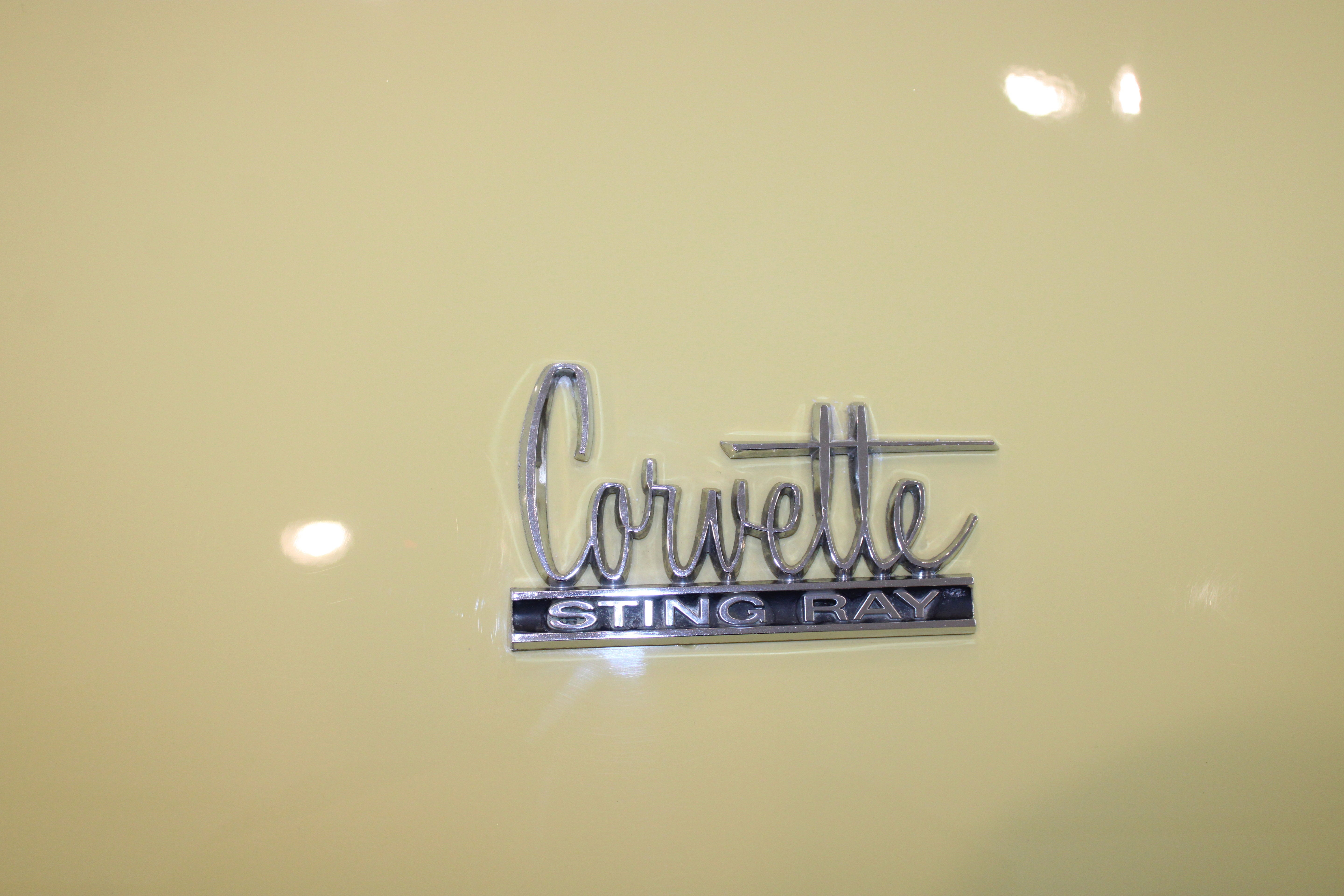 1966 Chevrolet CORVETTE Base