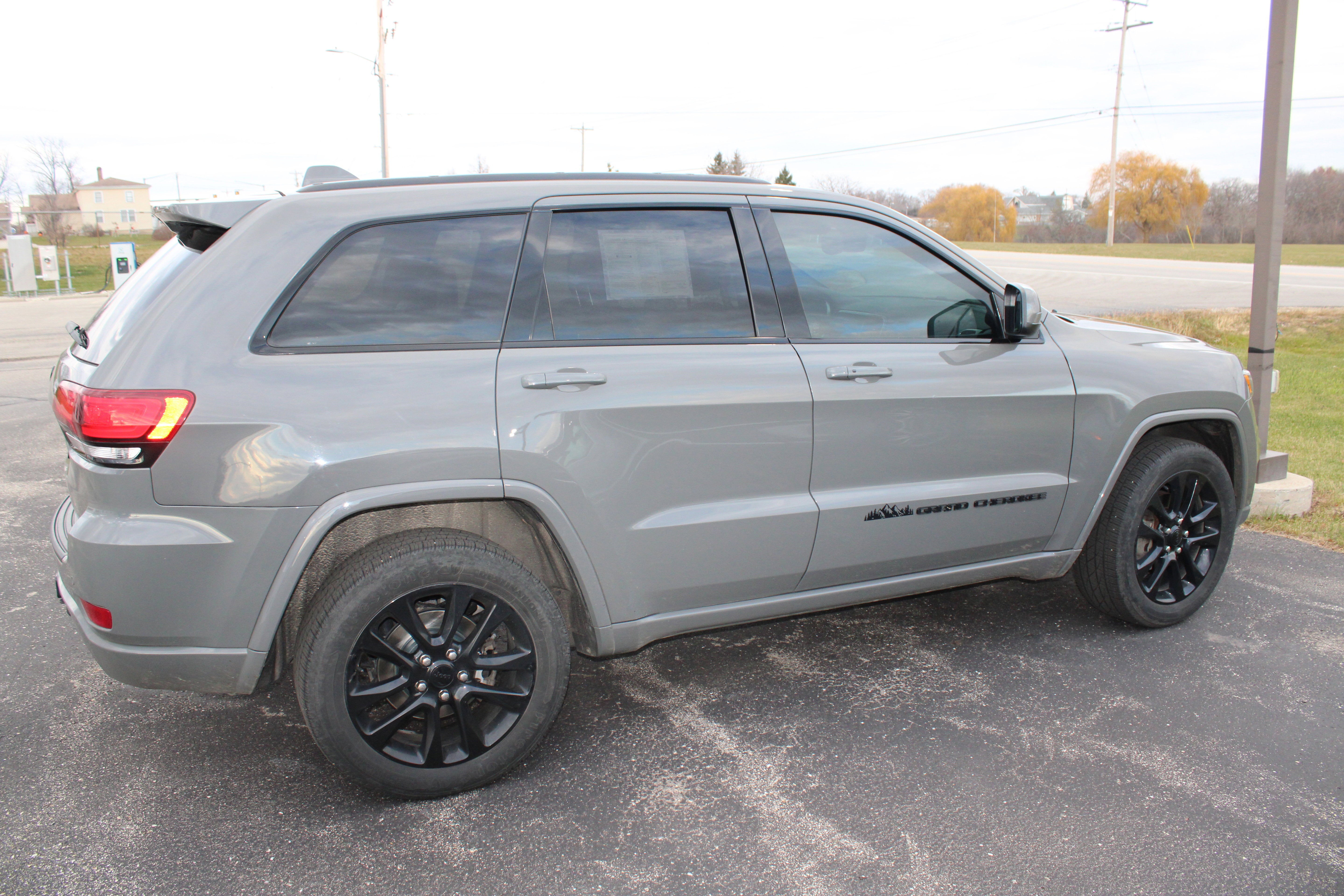 2019 Jeep Grand Cherokee Altitude