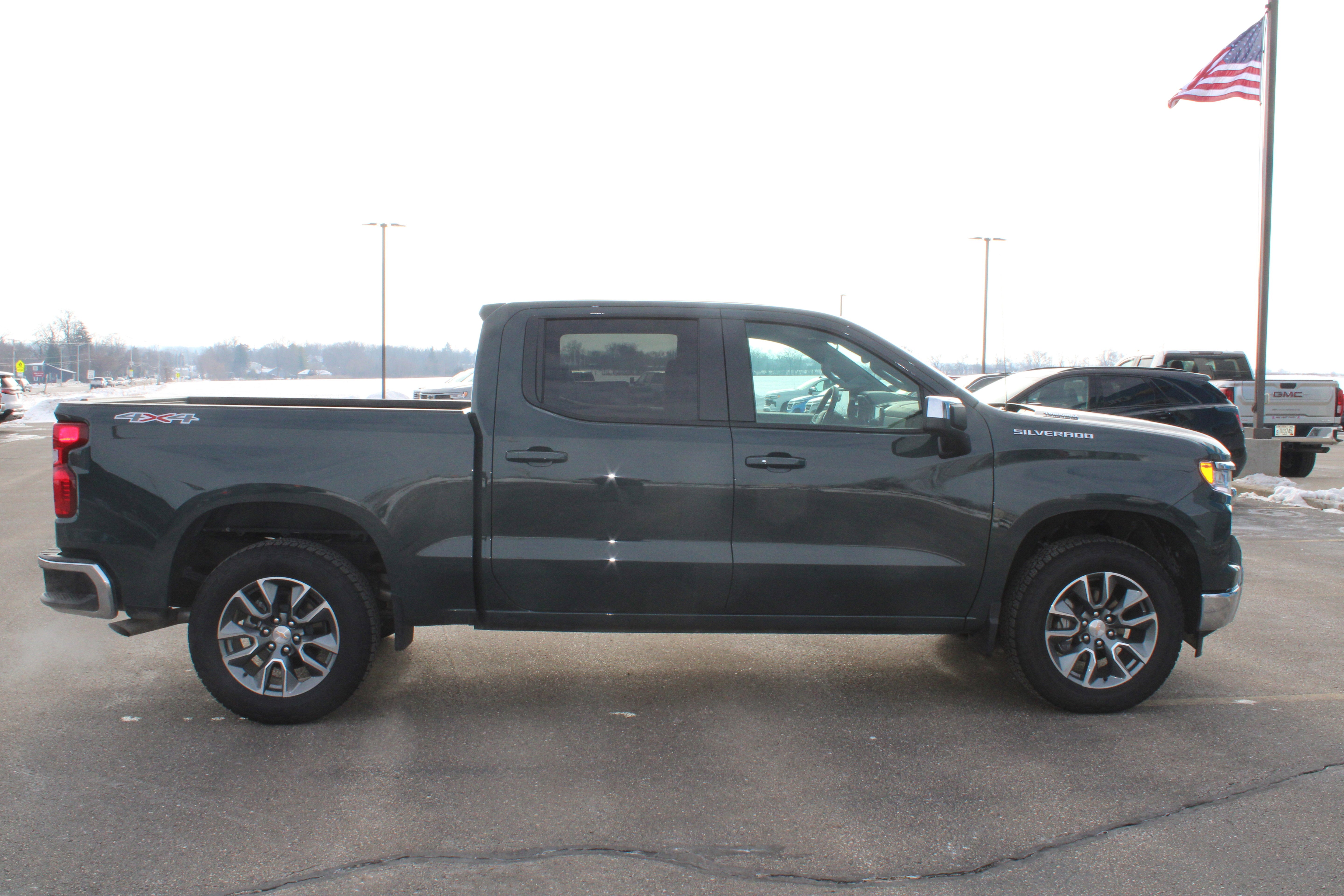 2025 Chevrolet Silverado 1500 LT (2FL)