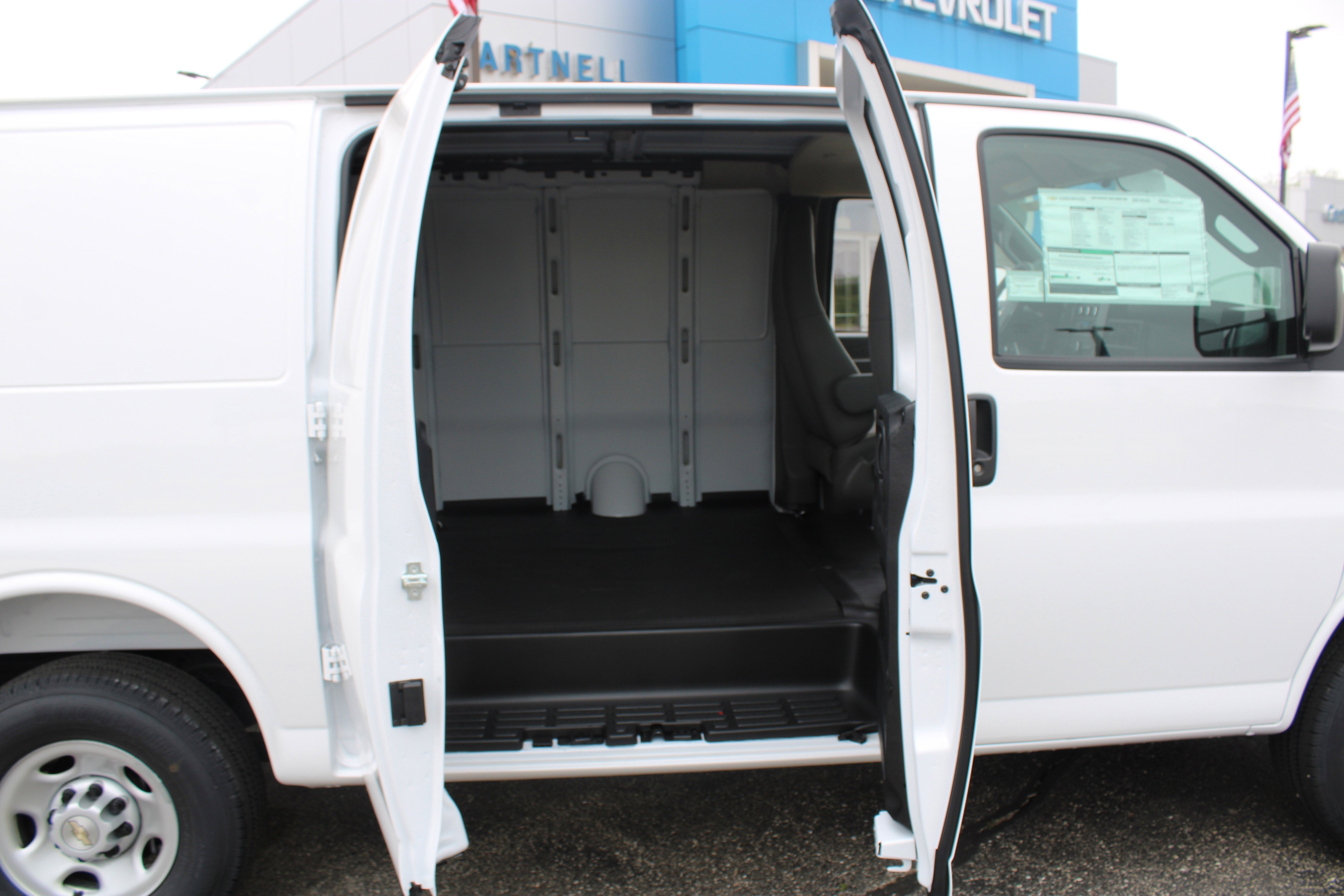 2026 Chevrolet Express Cargo WT