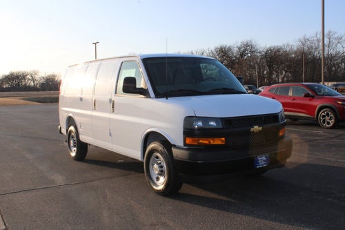 2026 Chevrolet Express Cargo 3500 WT