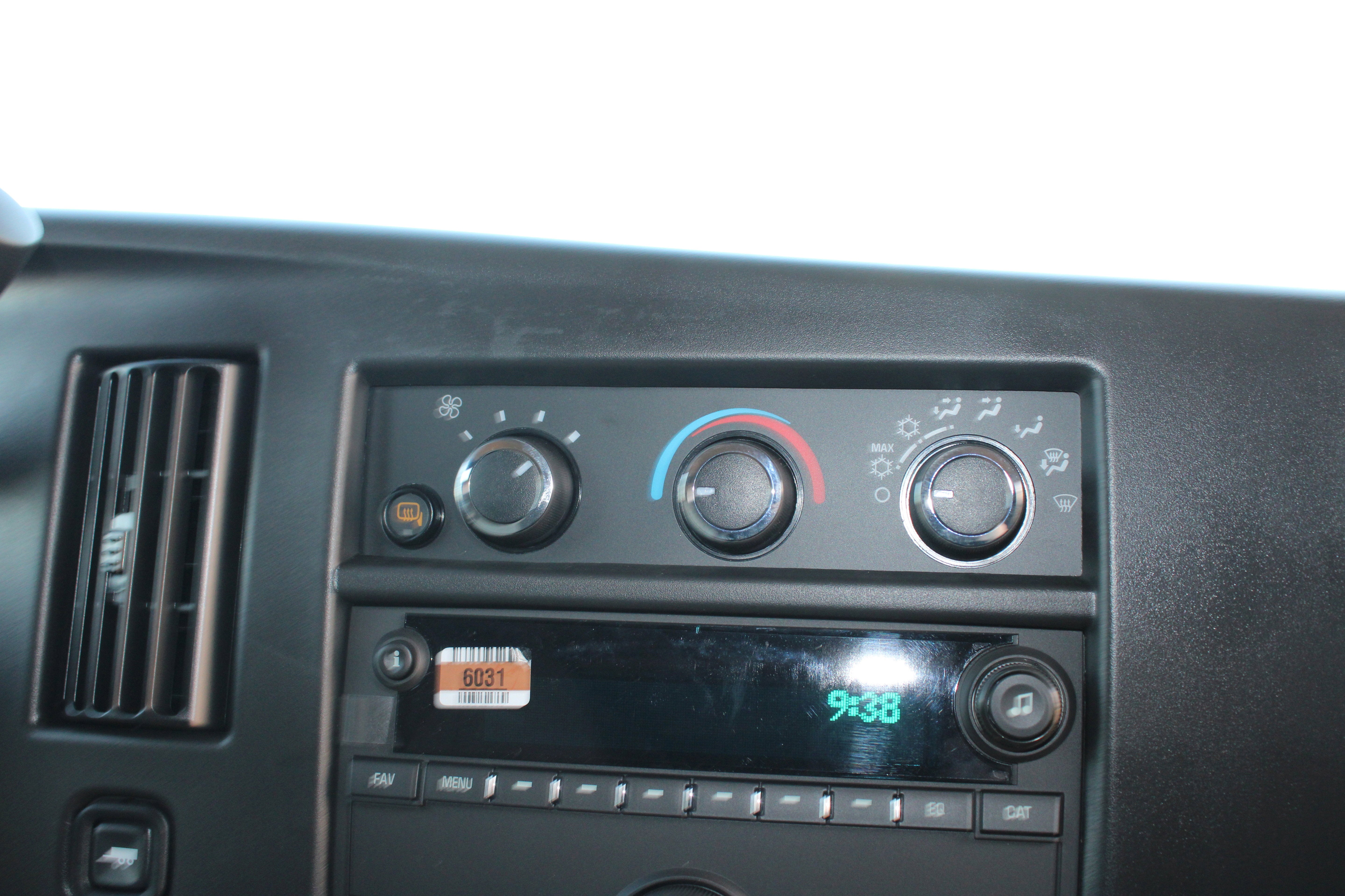 2026 Chevrolet Express Cargo 3500 WT