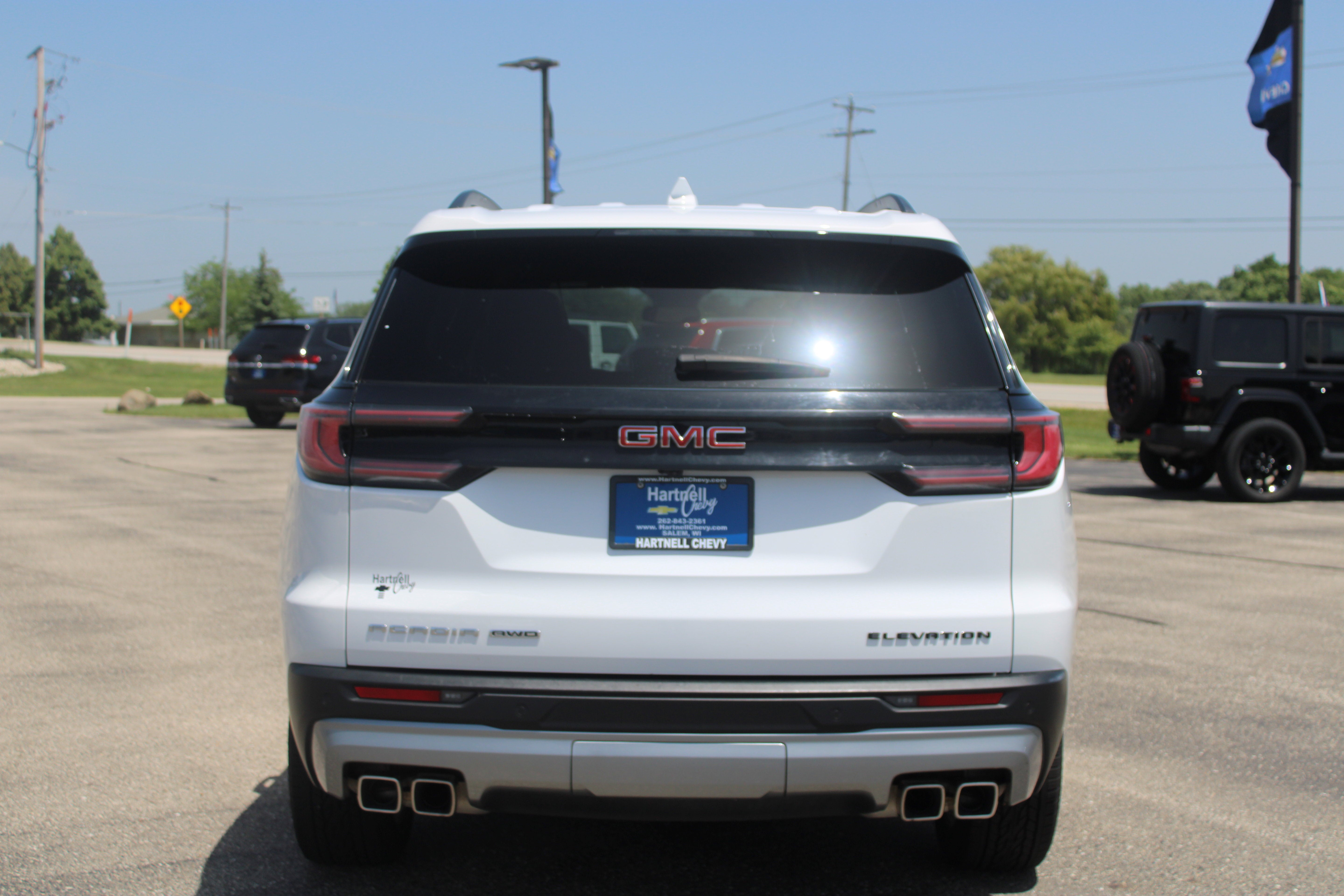 2024 GMC Acadia Elevation