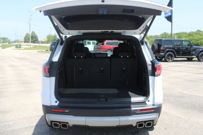 2024 GMC Acadia Elevation