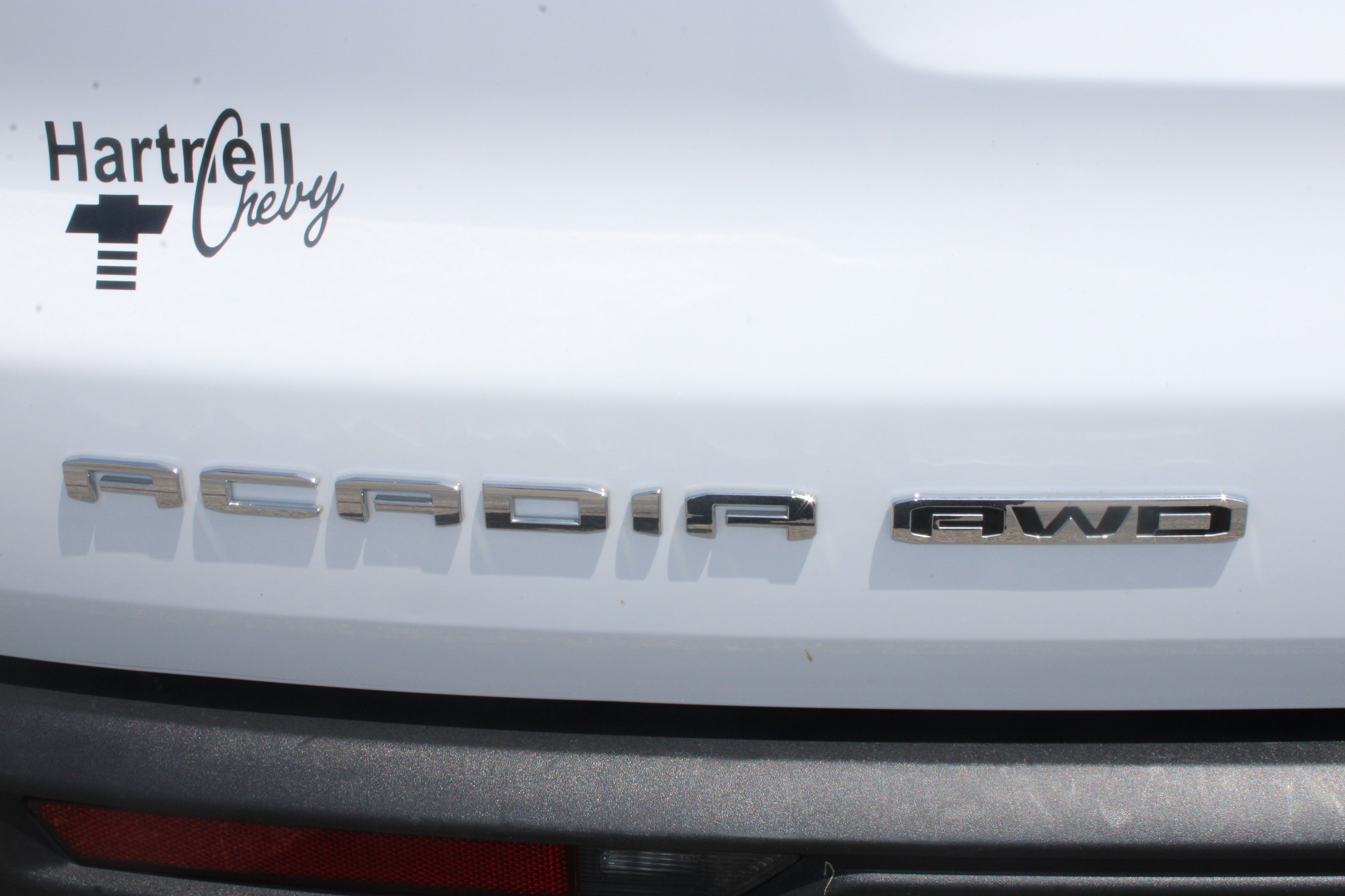 2024 GMC Acadia Elevation