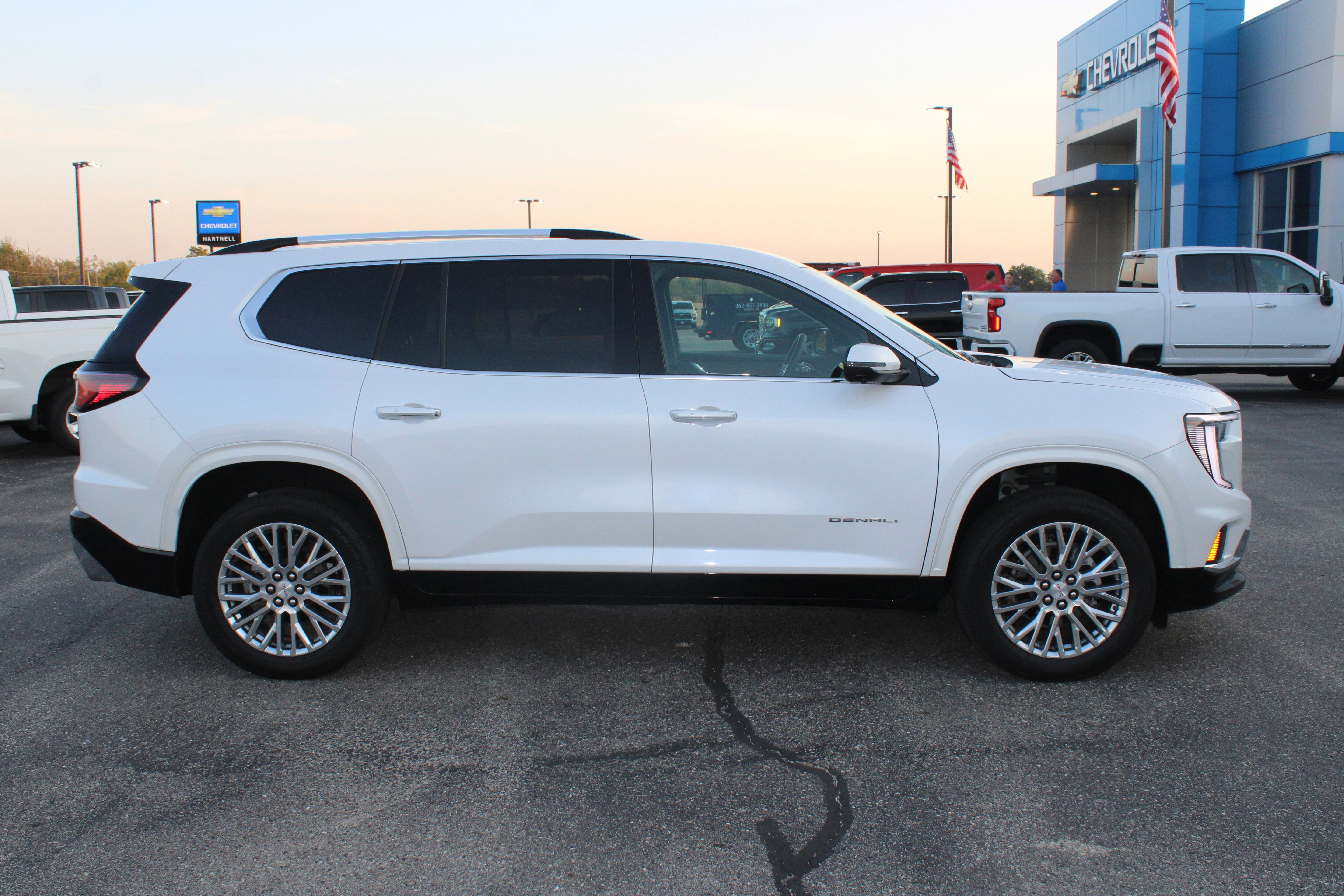 2024 GMC Acadia Denali