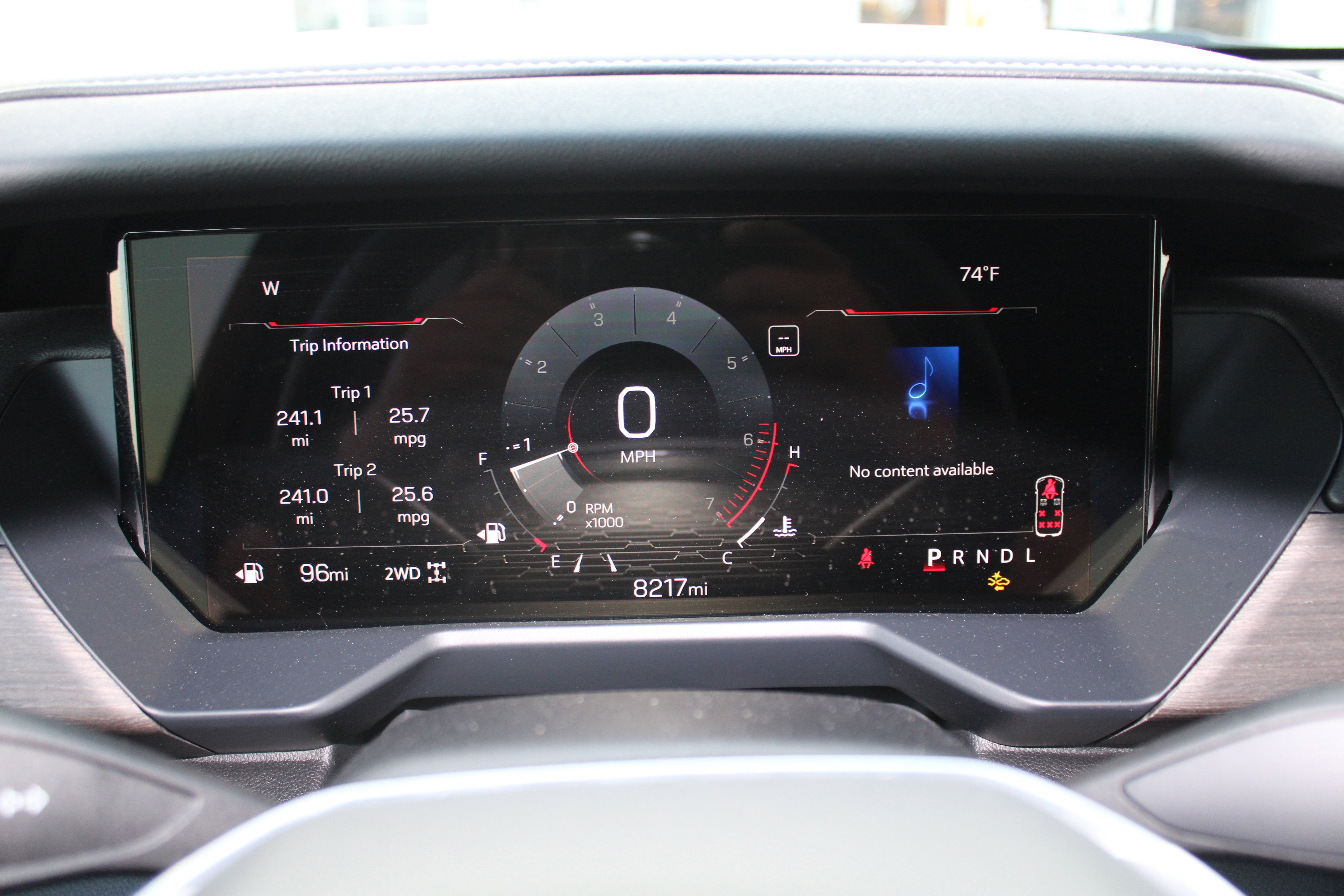 2024 GMC Acadia Denali