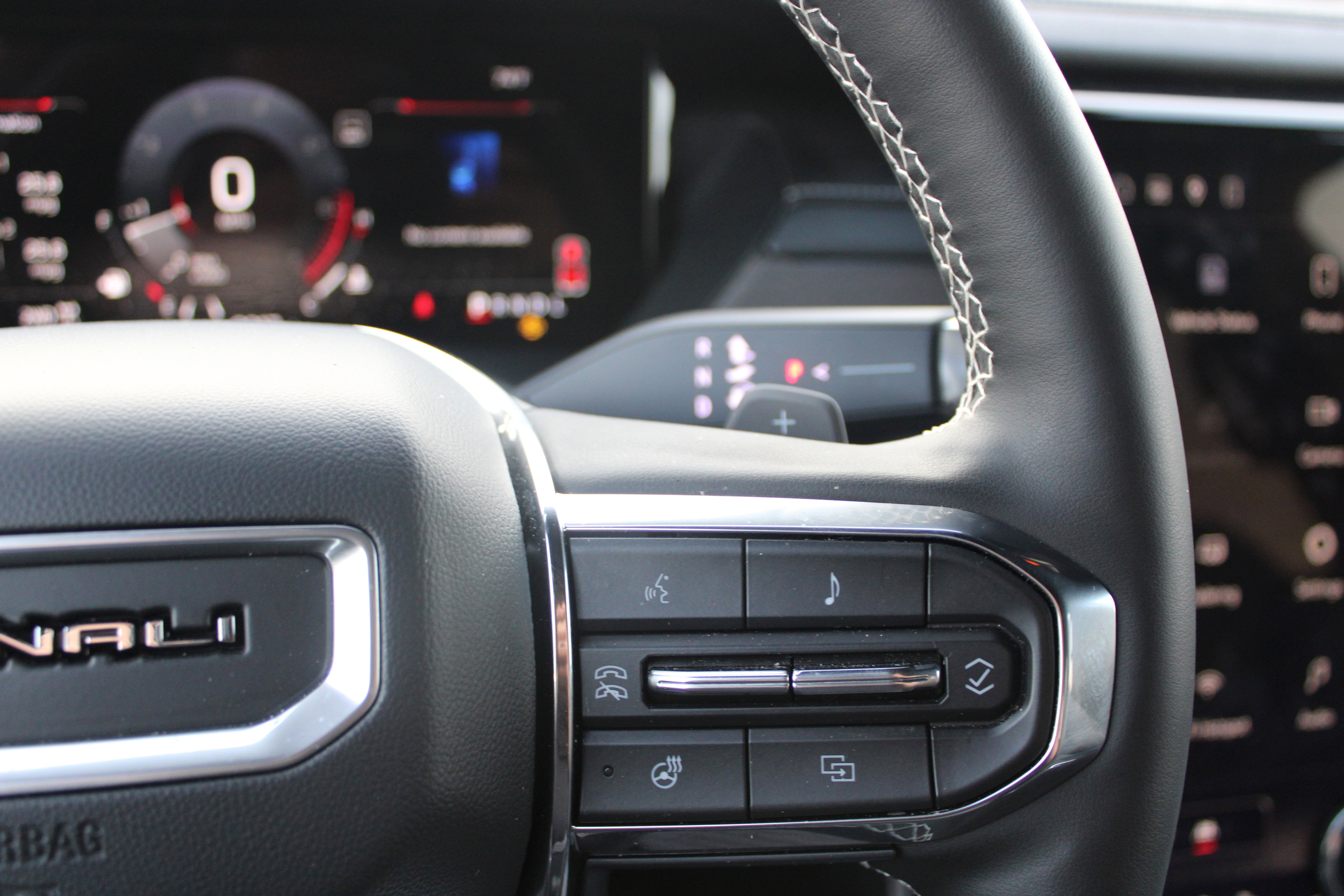 2024 GMC Acadia Denali