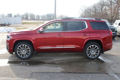 2023 GMC Acadia Denali