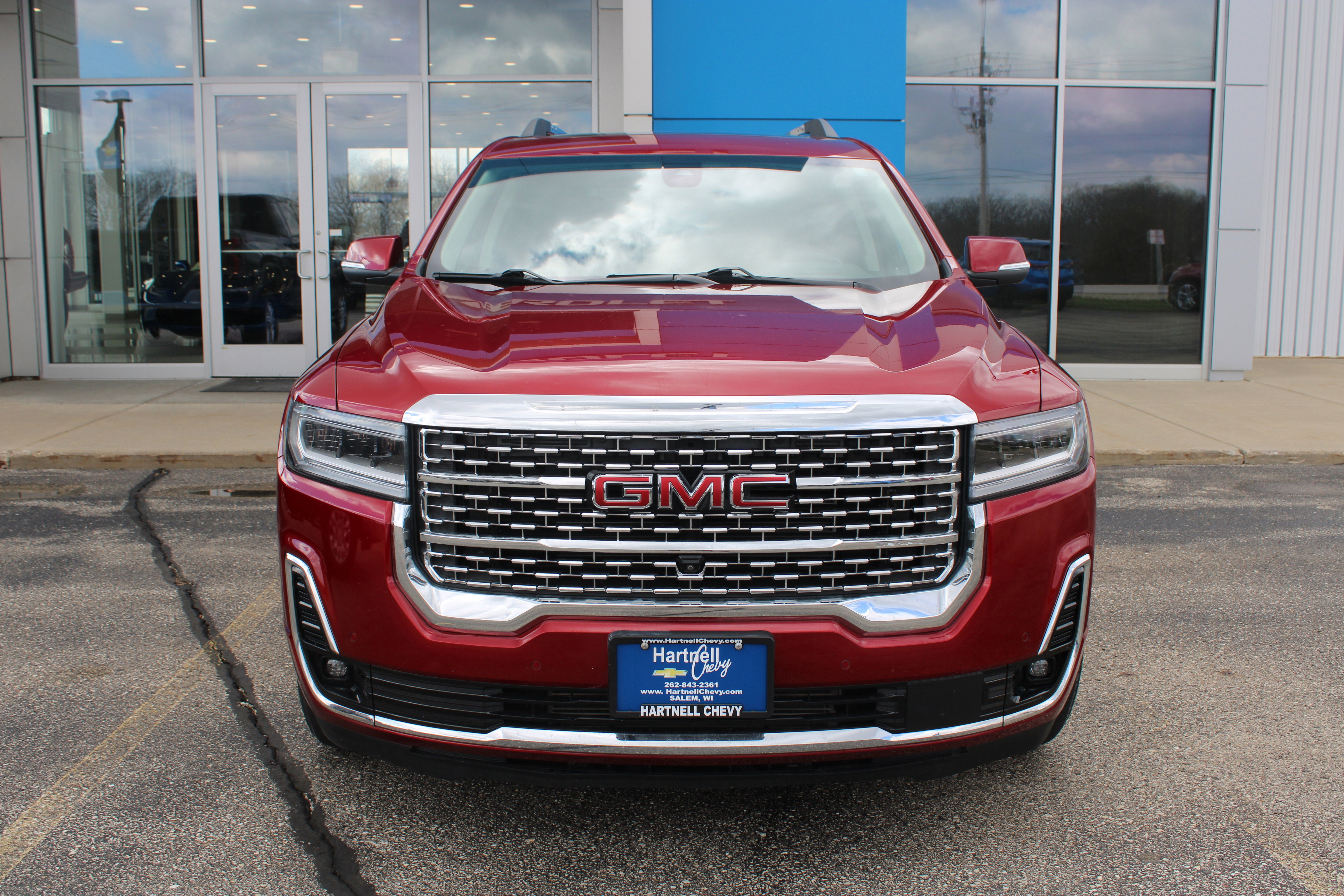 2023 GMC Acadia Denali