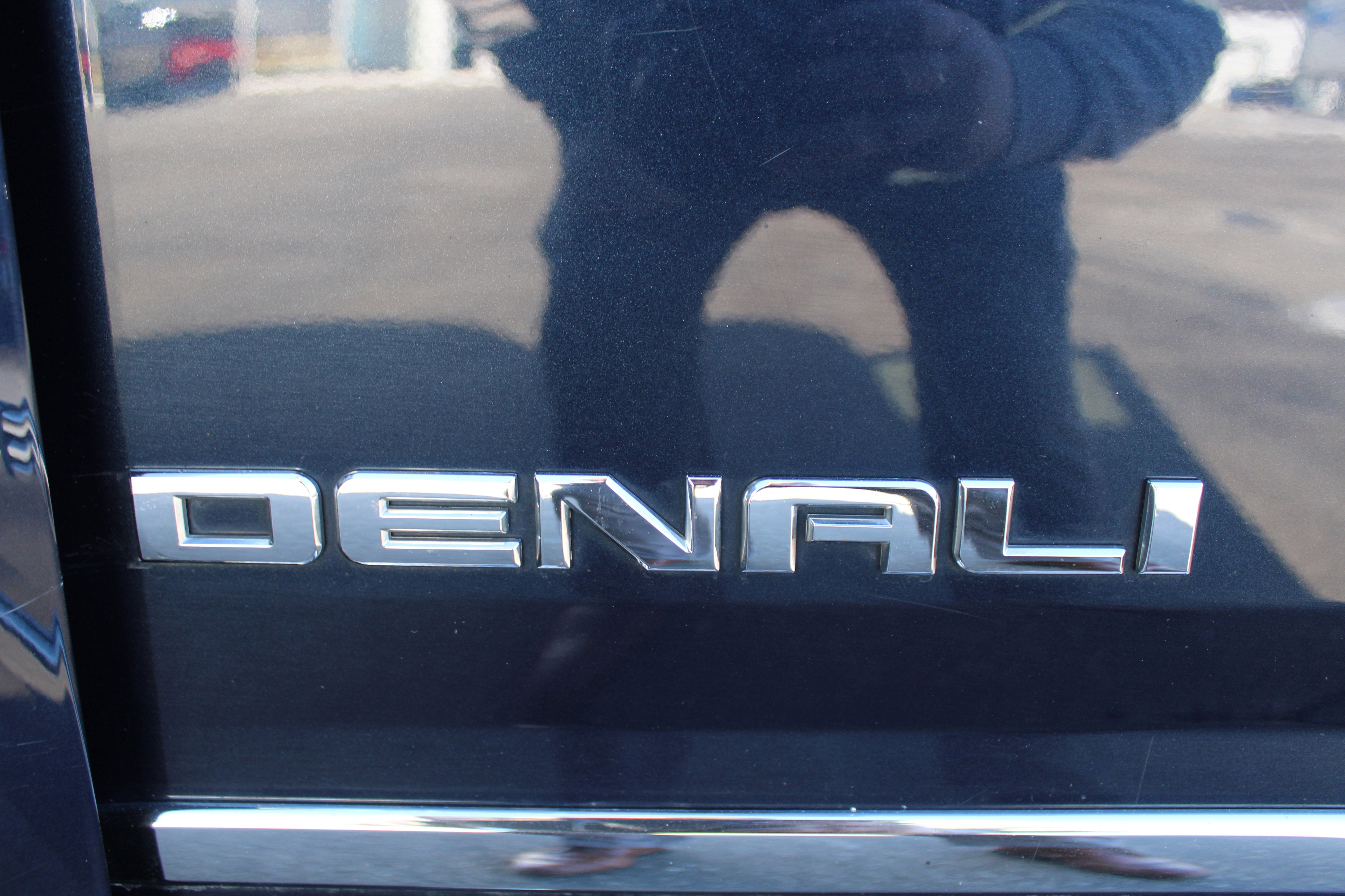 2019 GMC Yukon XL Denali