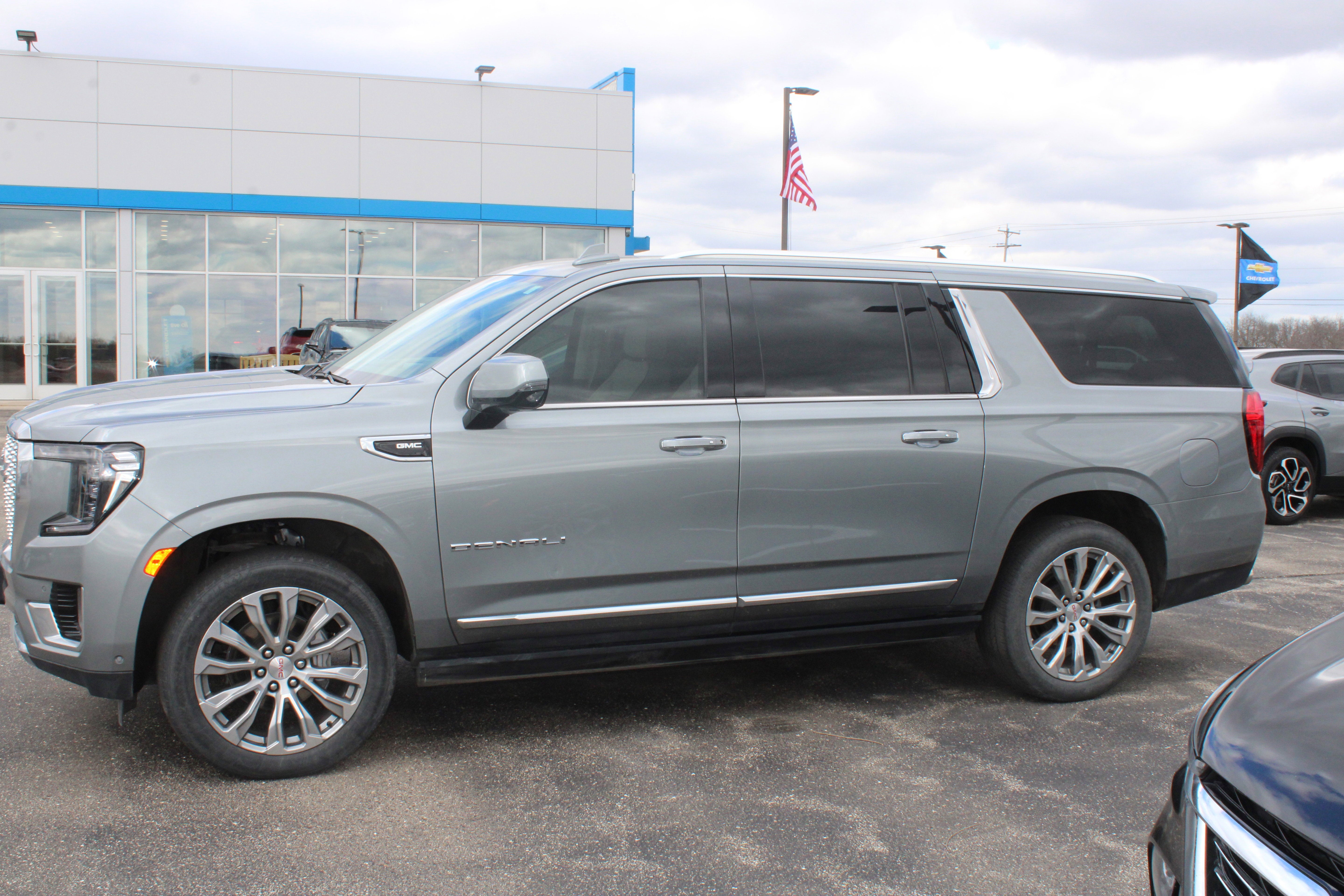 2023 GMC Yukon XL Denali