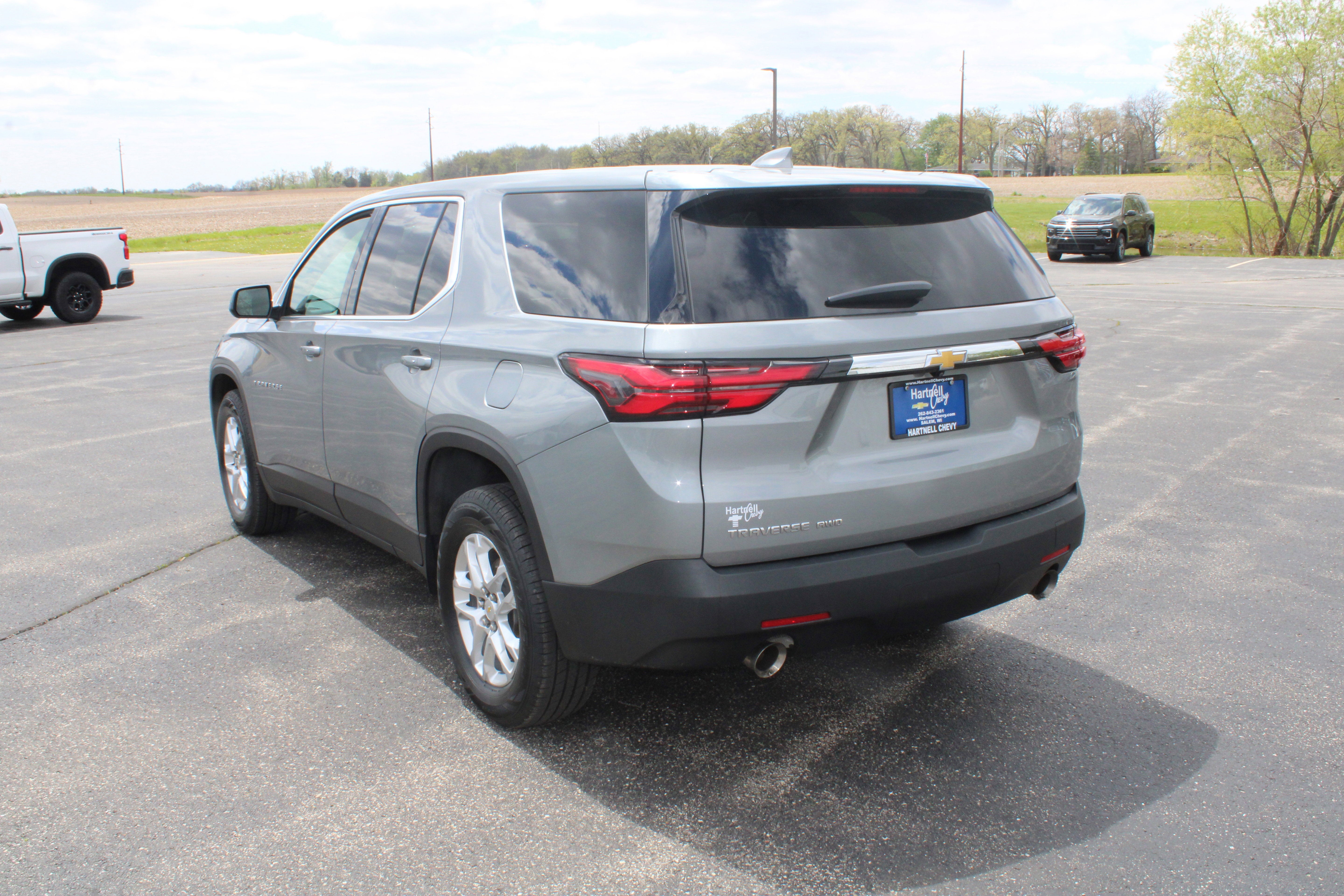 2023 Chevrolet Traverse LS