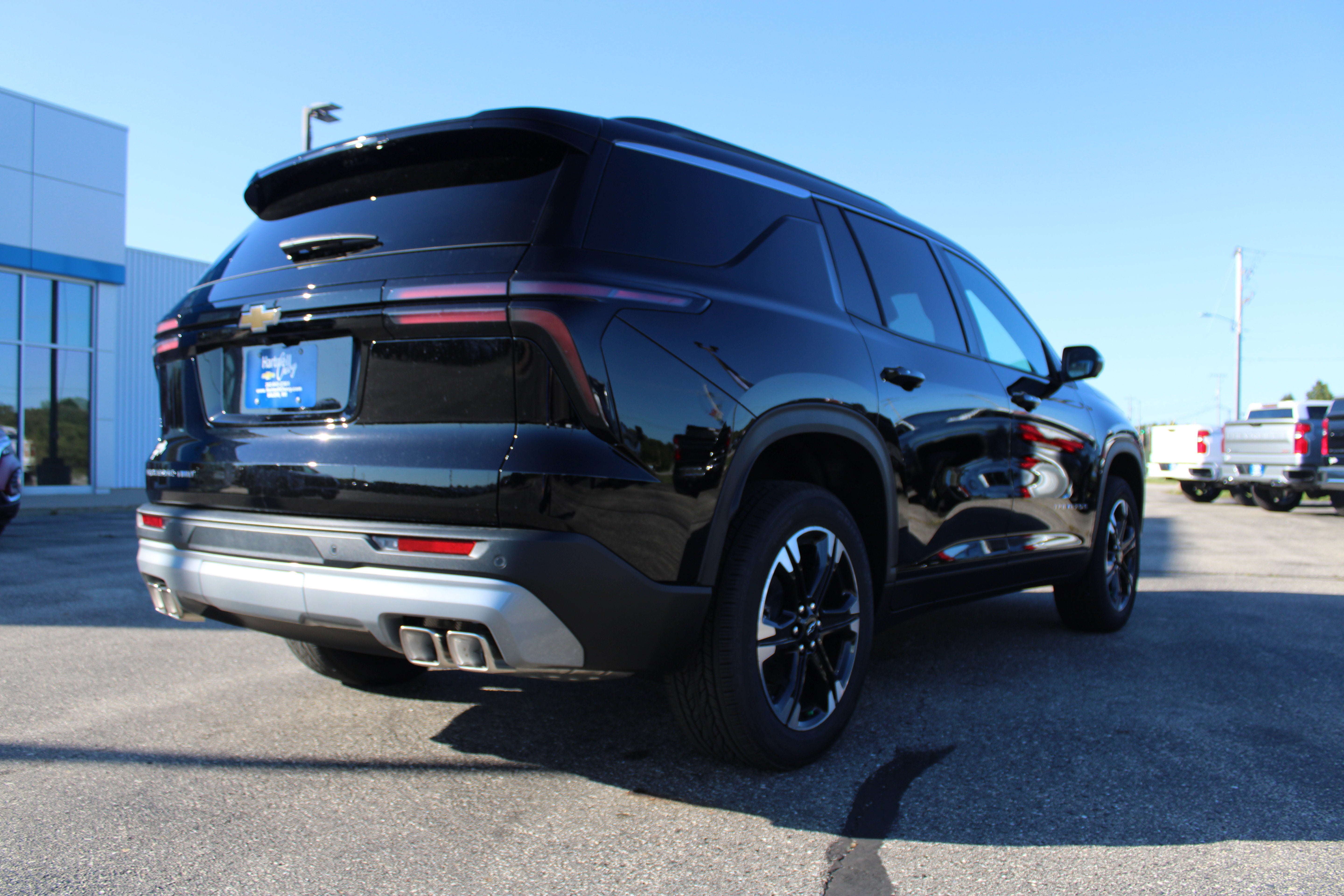 2027 Chevrolet Traverse LT