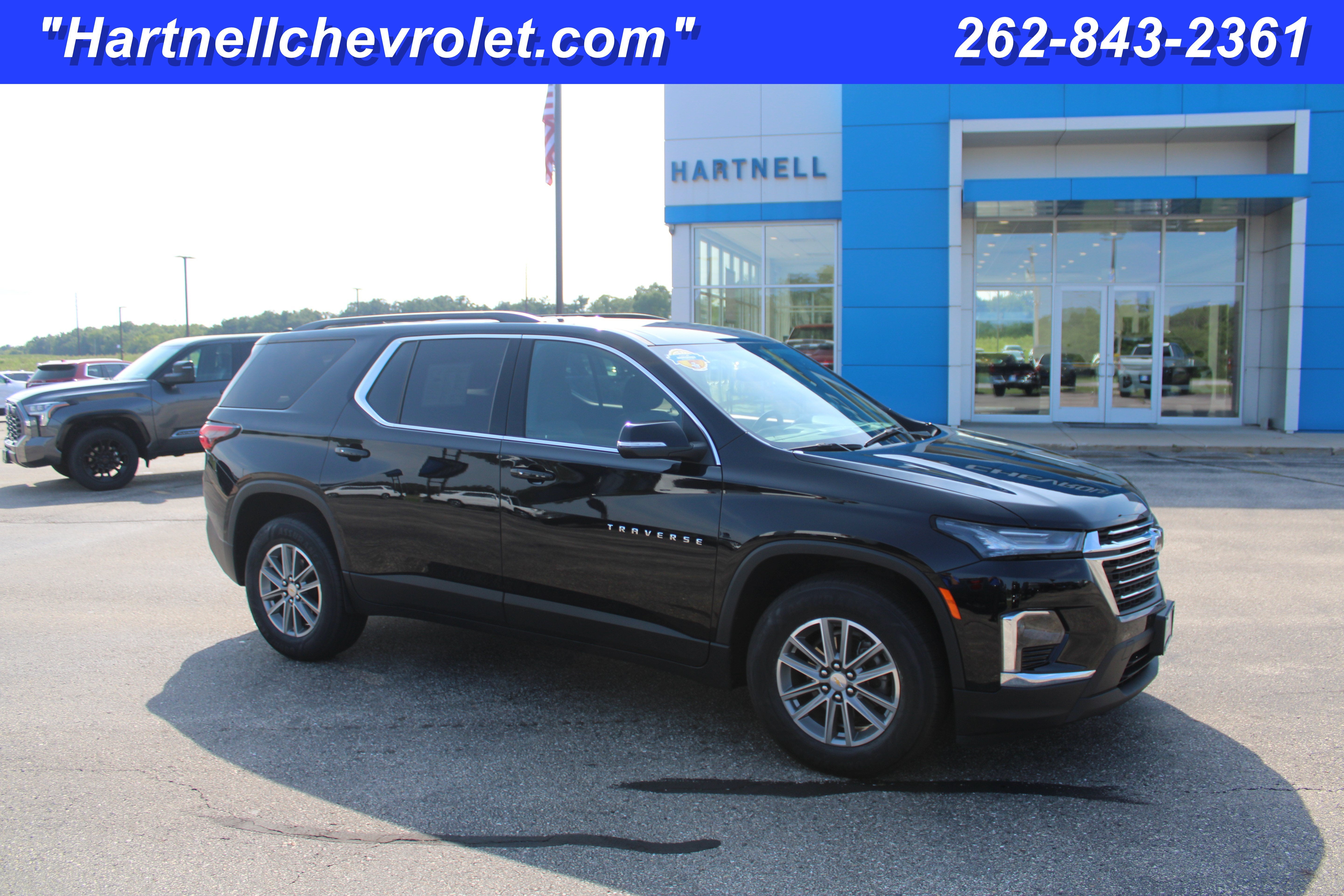 2023 Chevrolet Traverse LT Cloth