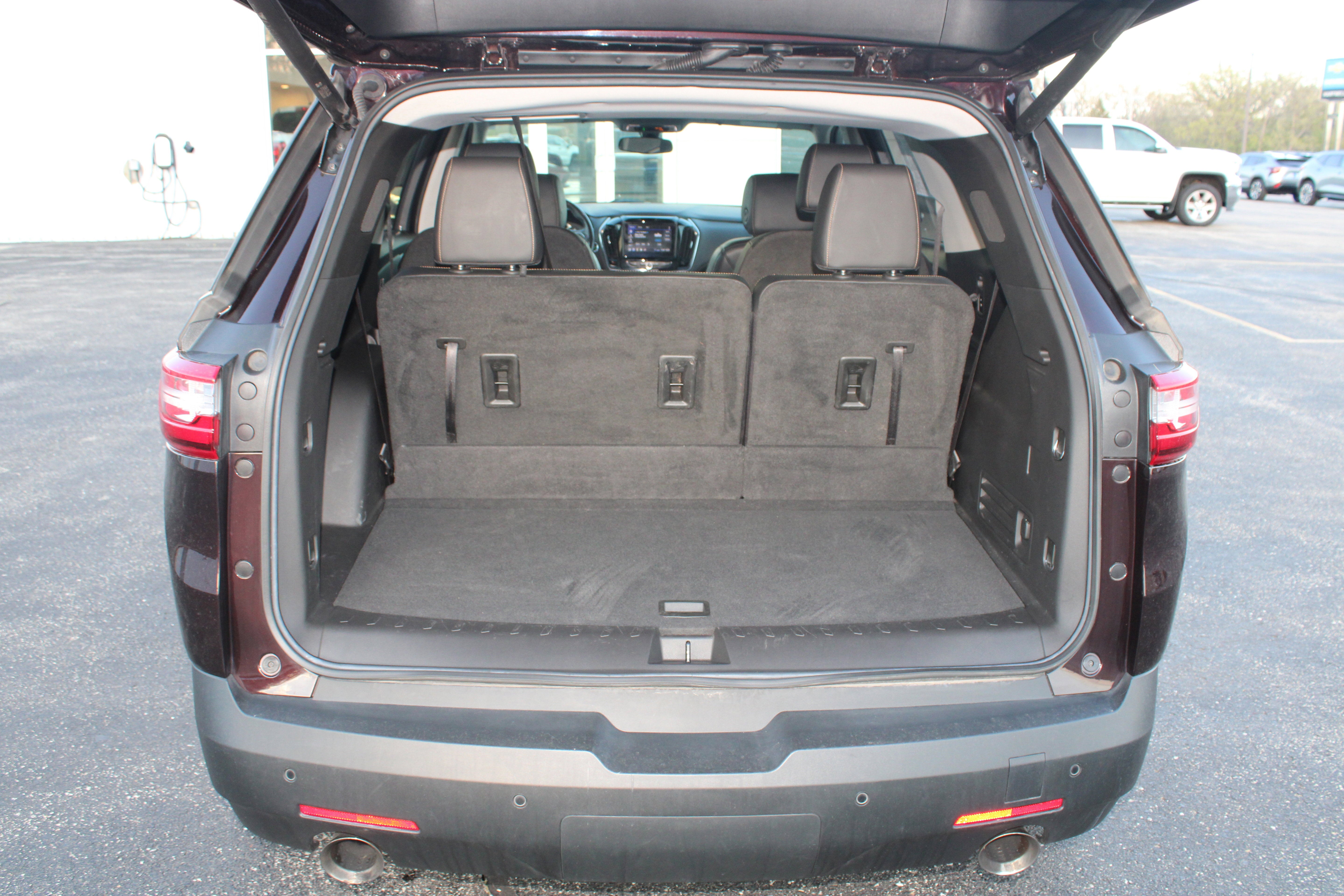 2021 Chevrolet Traverse LT Leather