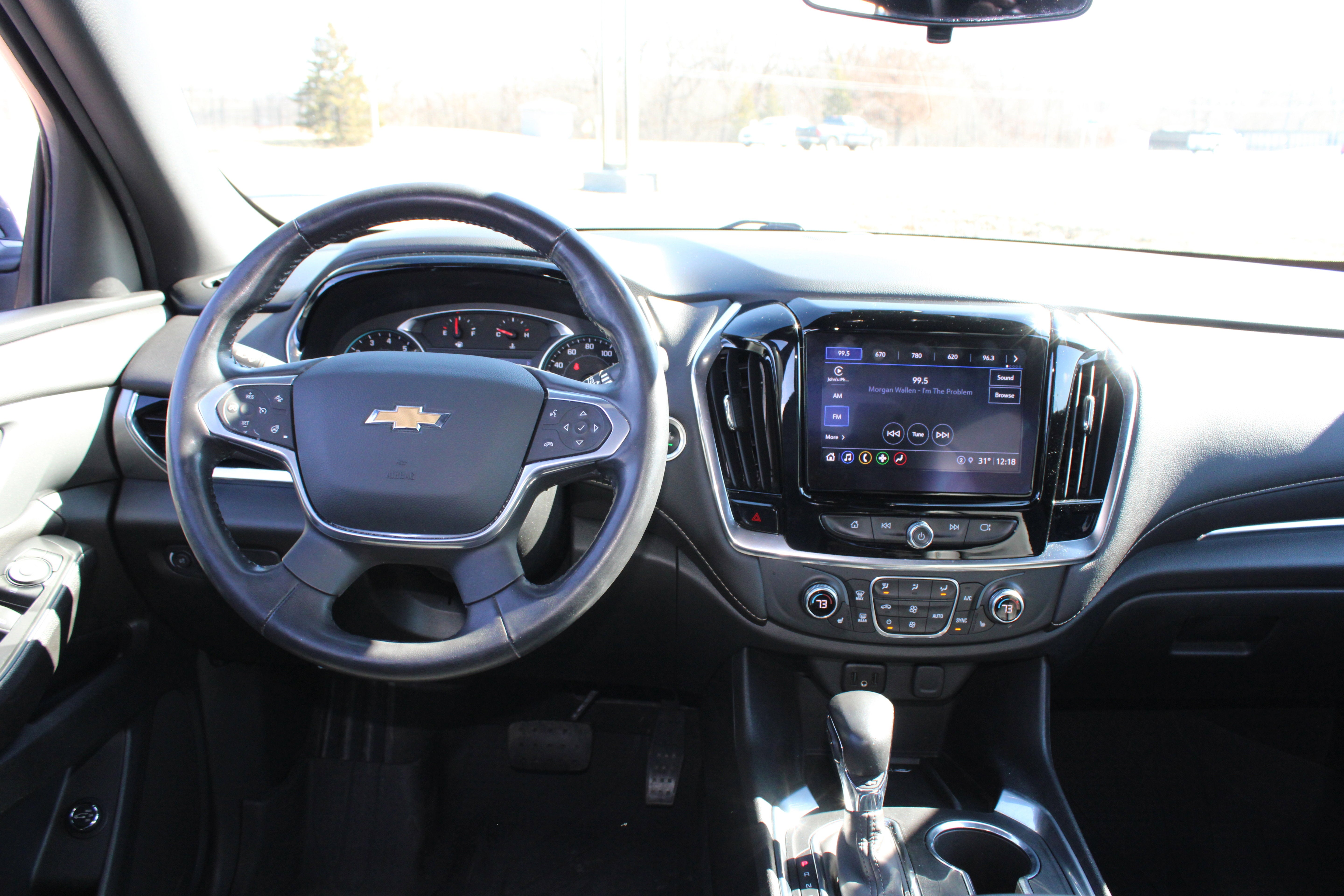 2022 Chevrolet Traverse LT Leather