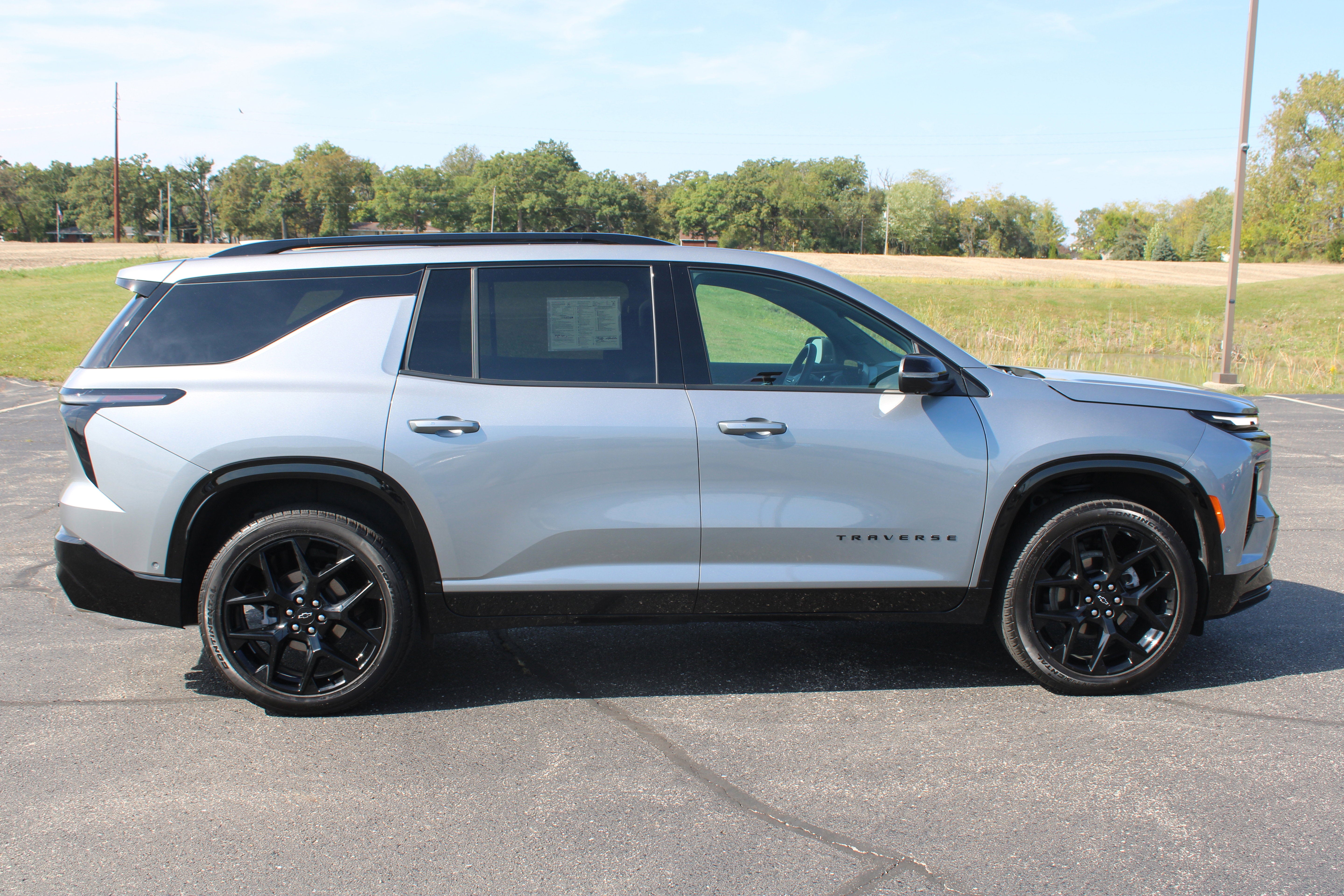 2024 Chevrolet Traverse RS