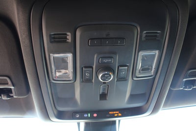 2022 Chevrolet Suburban High Country