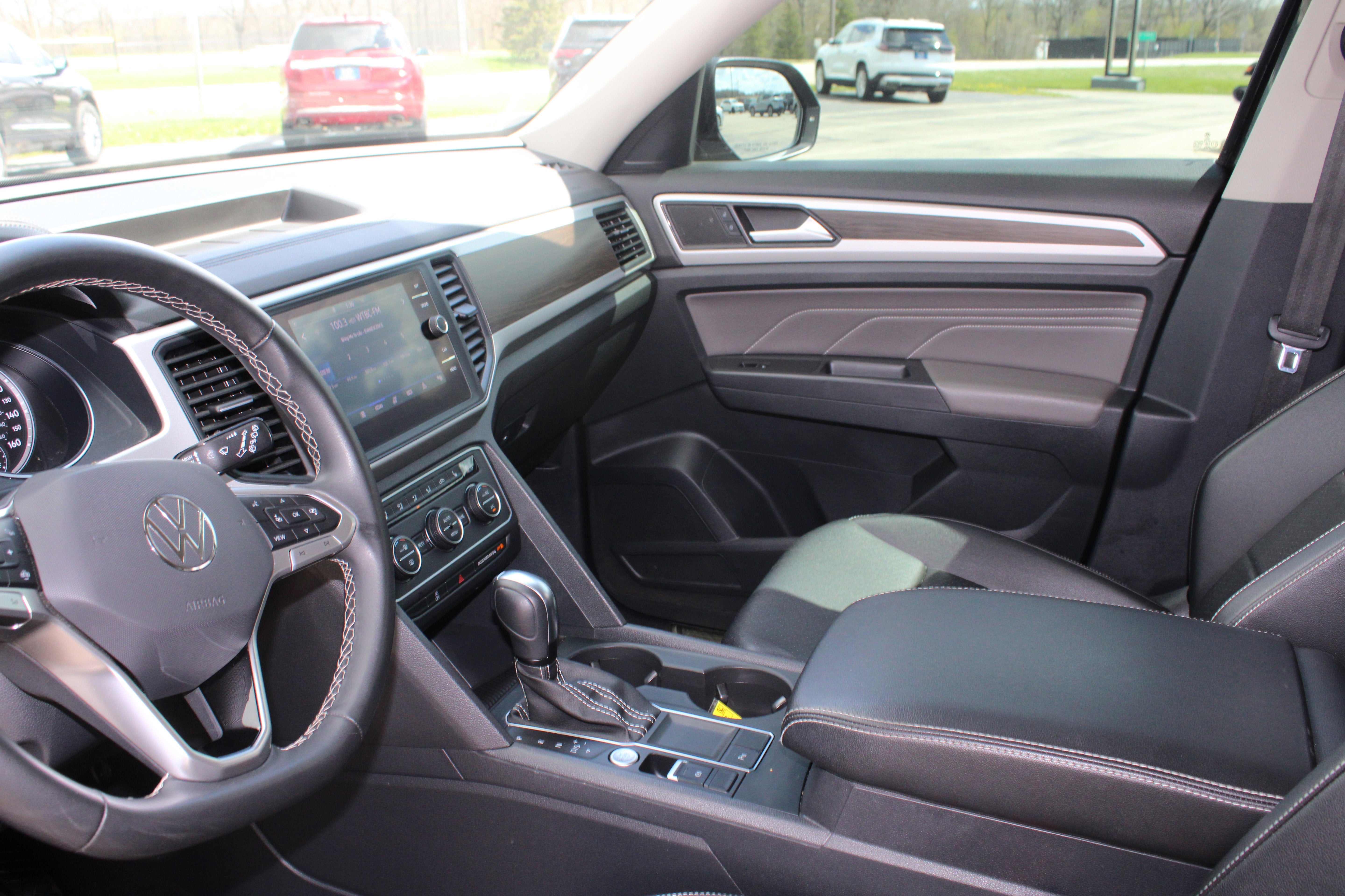 2021 Volkswagen Atlas 2.0T SE w/Technology