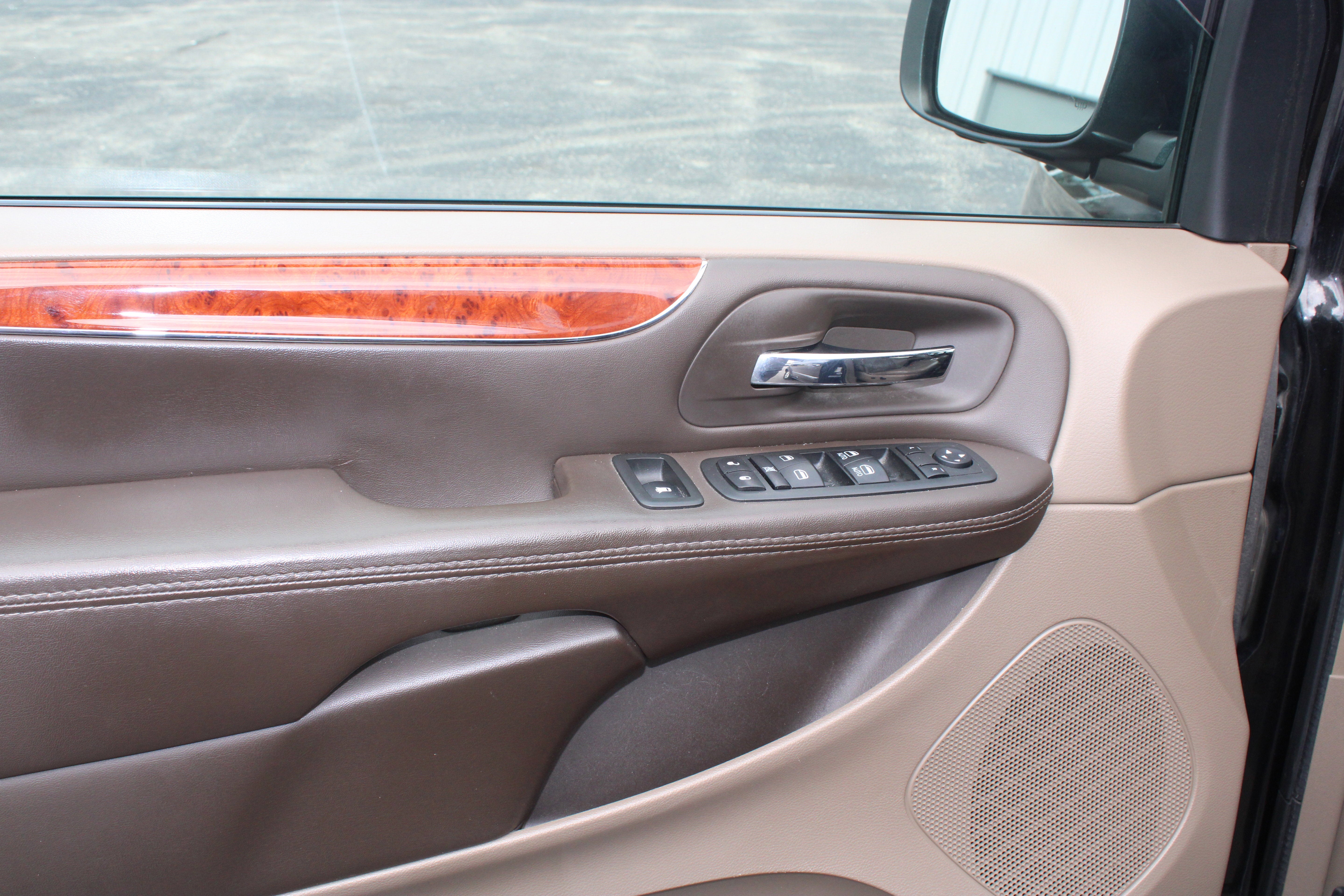 2015 Chrysler Town & Country Touring