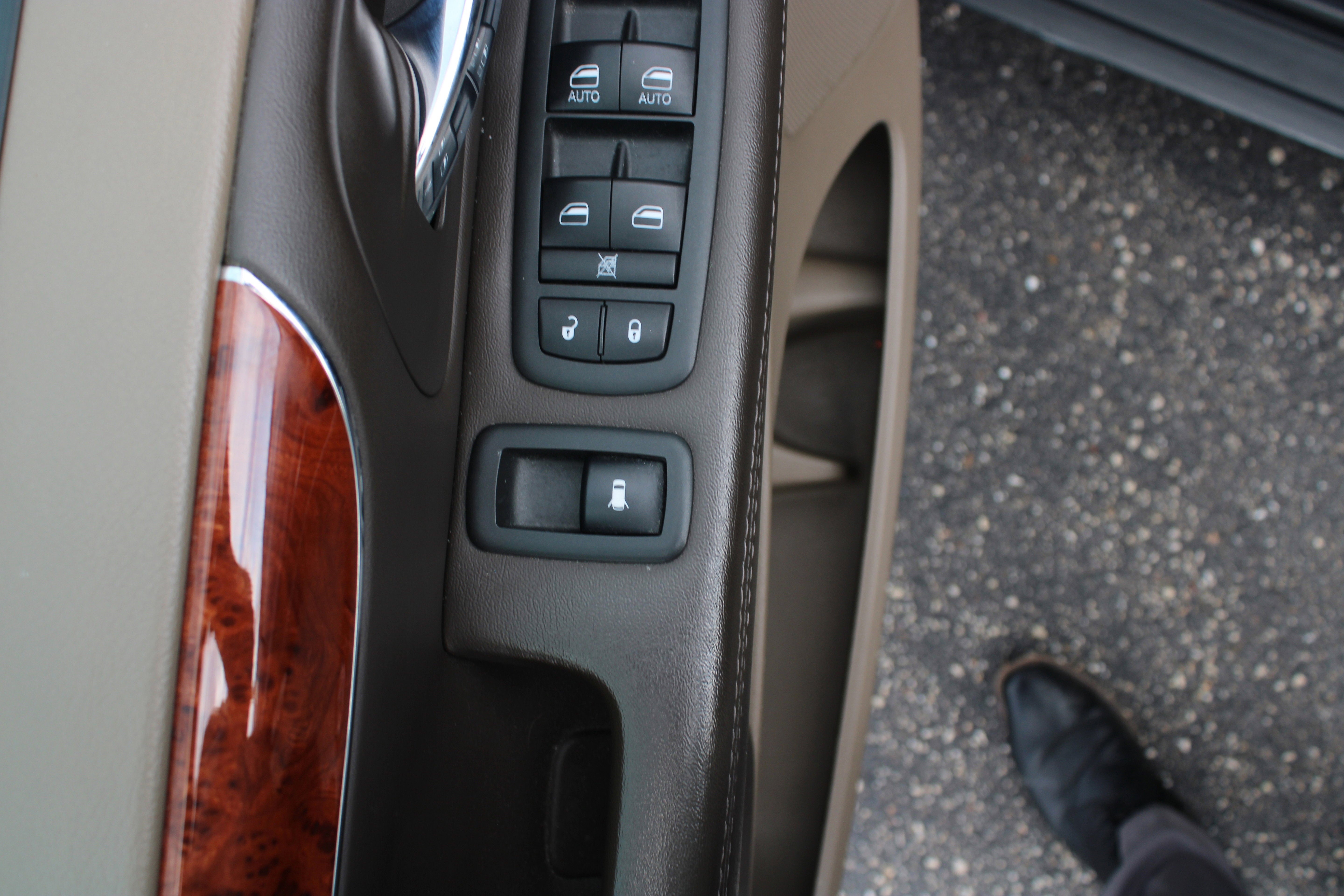 2015 Chrysler Town & Country Touring