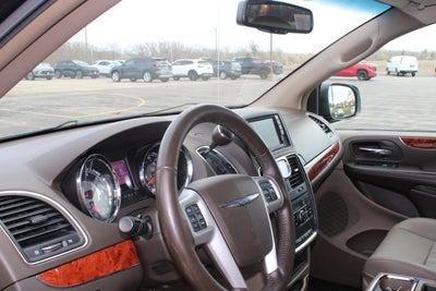 2015 Chrysler Town & Country Touring