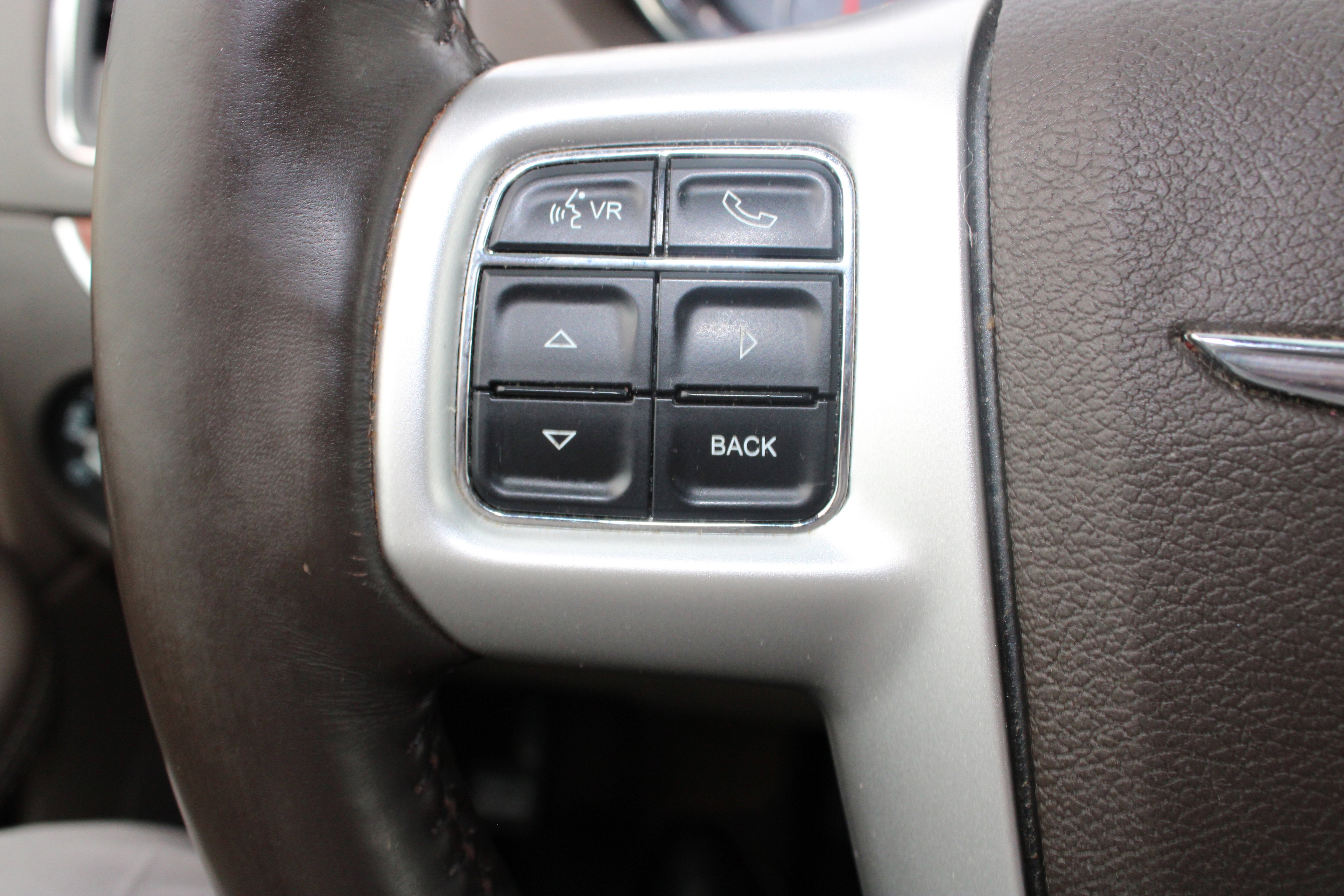 2015 Chrysler Town & Country Touring