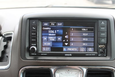 2015 Chrysler Town & Country Touring