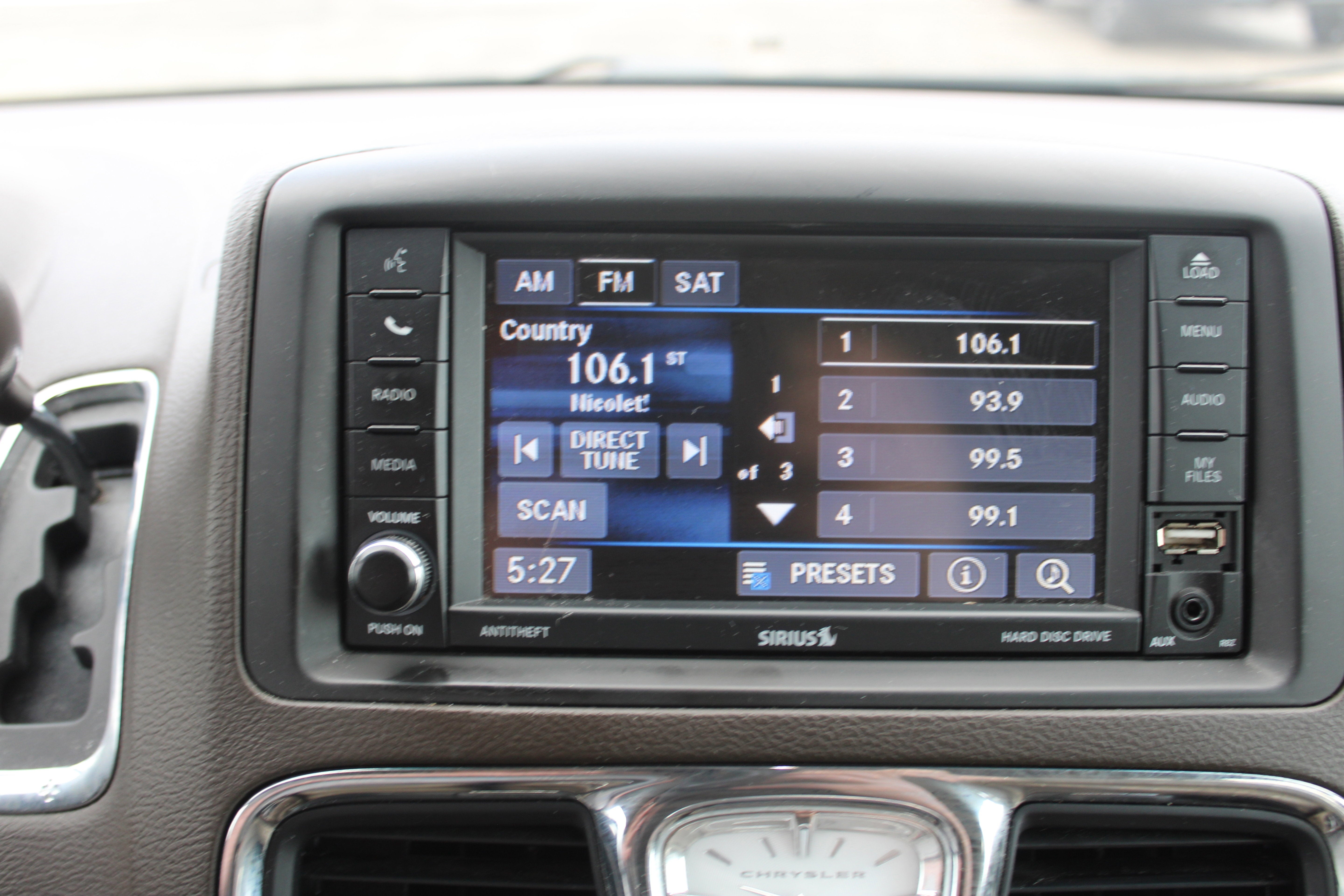 2015 Chrysler Town & Country Touring
