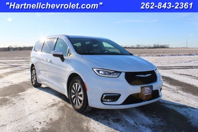 2023 Chrysler Pacifica Hybrid Touring L