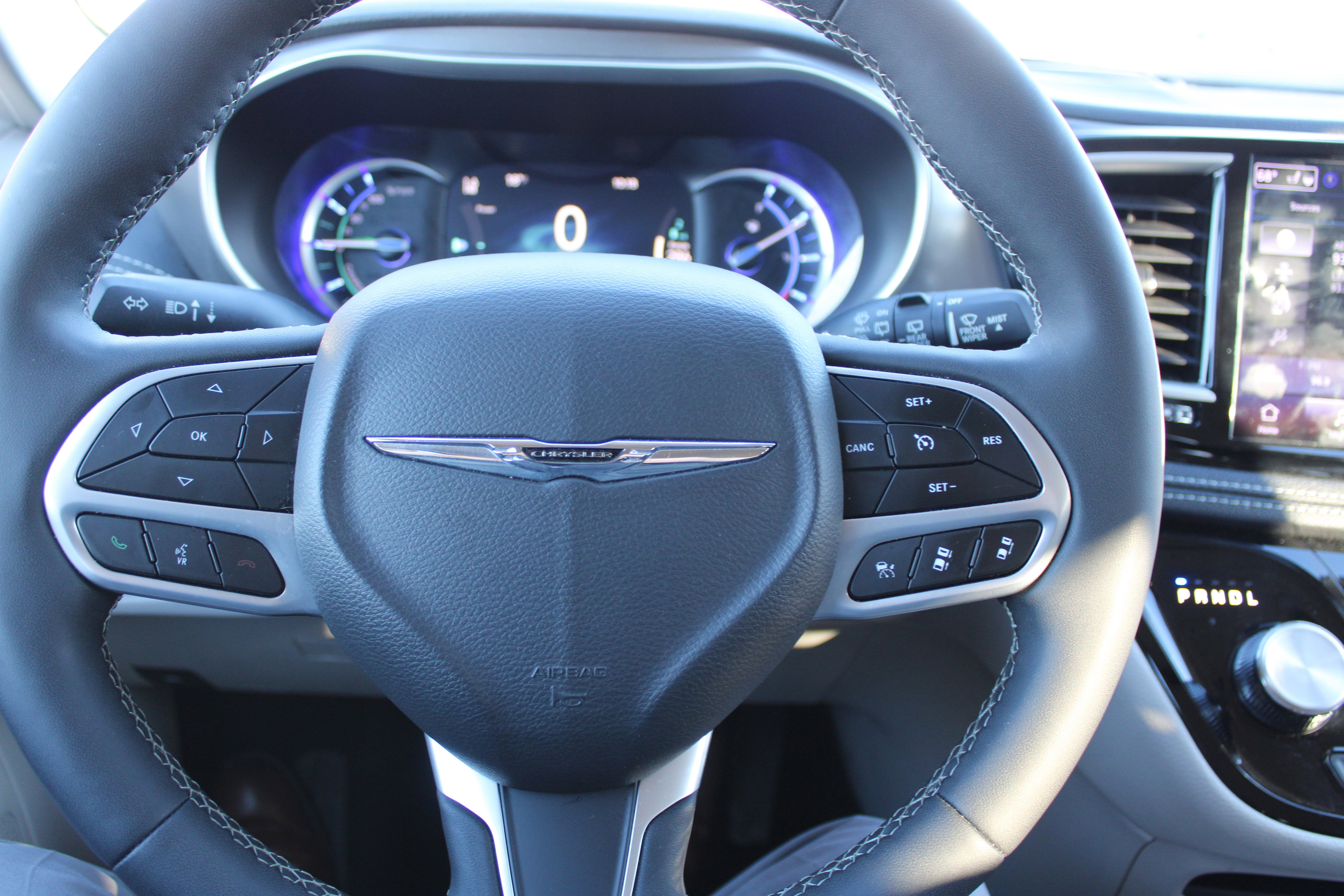 2023 Chrysler Pacifica Hybrid Touring L