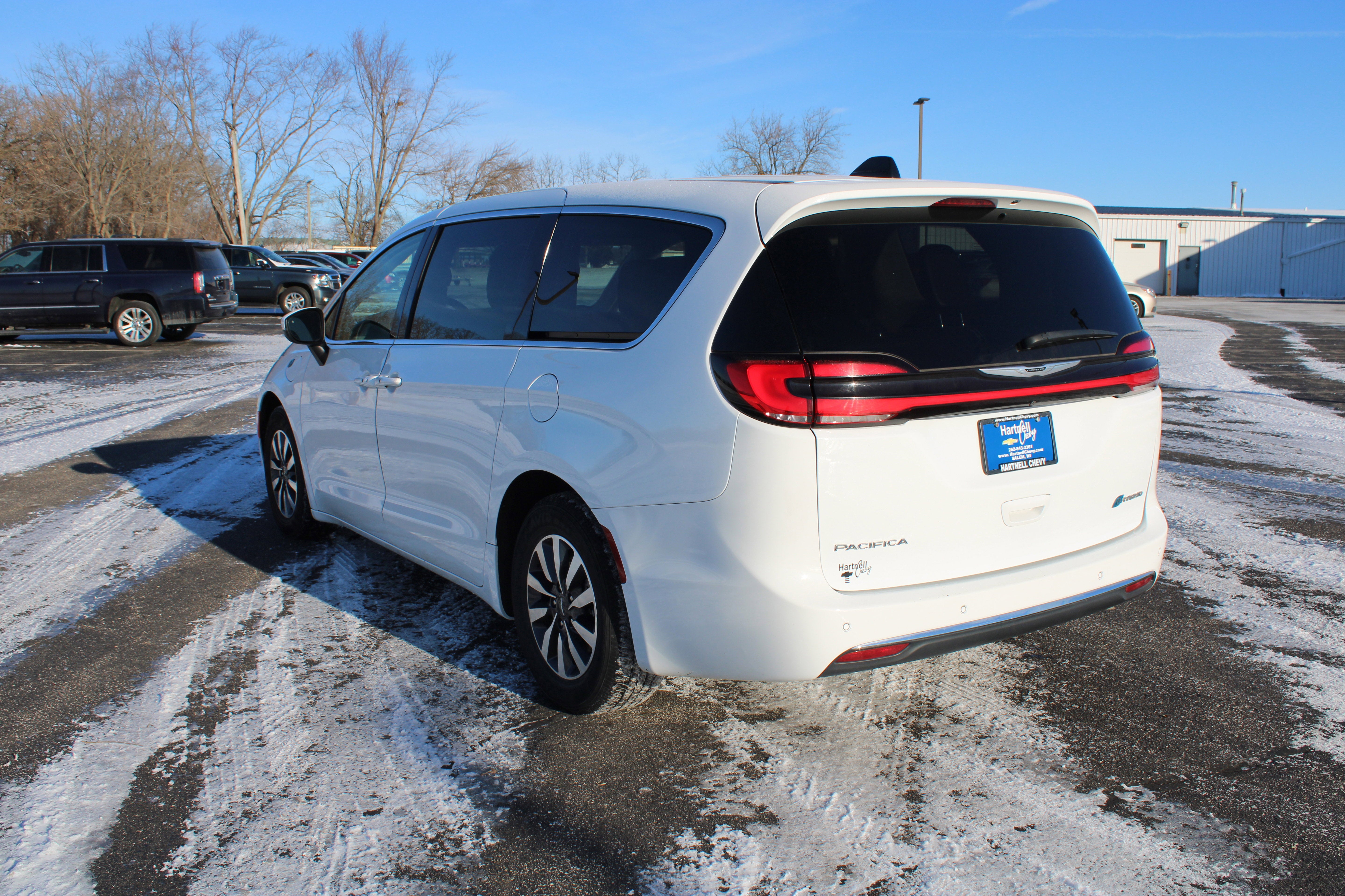 2023 Chrysler Pacifica Hybrid Touring L