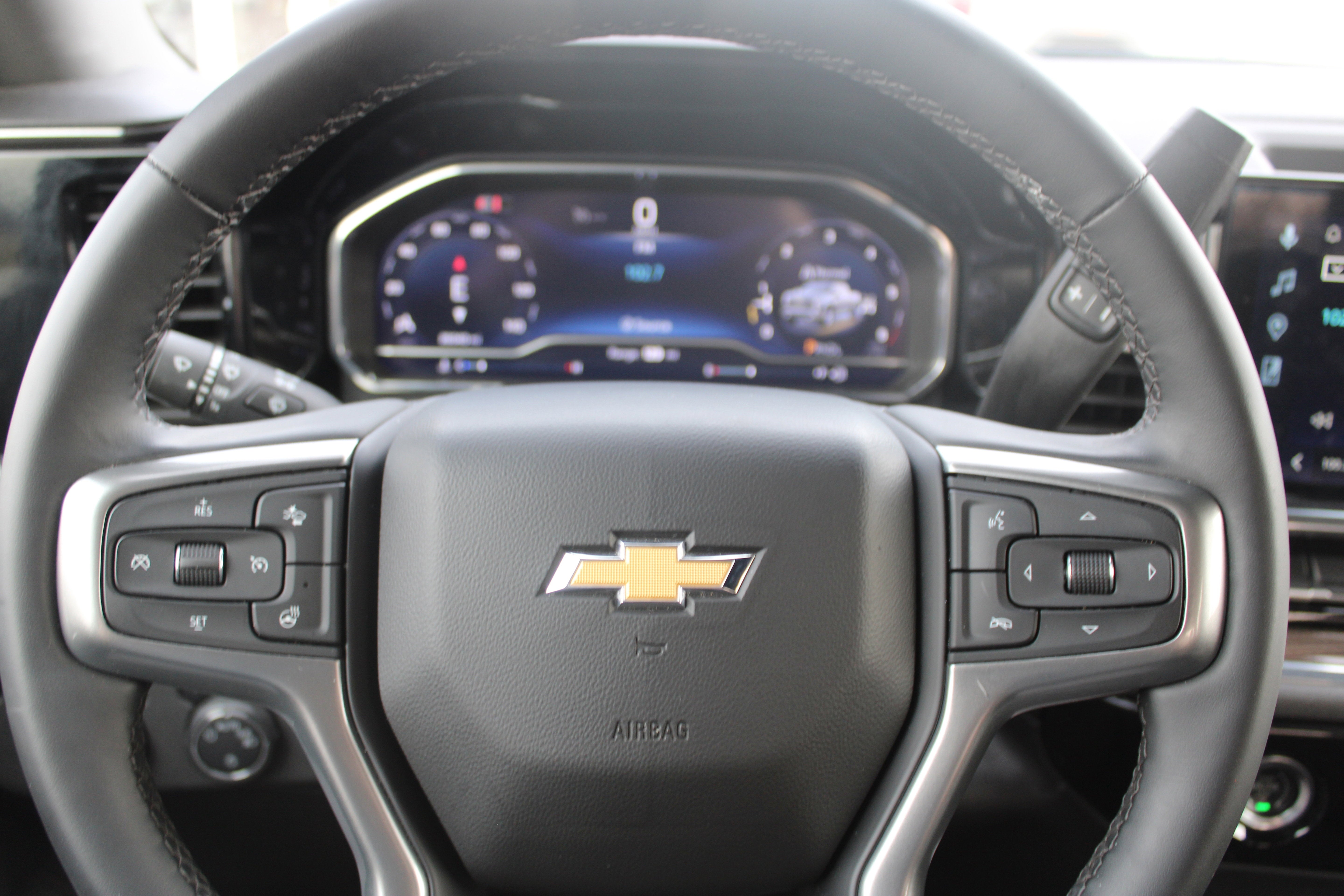 2024 Chevrolet Silverado 1500 LT (2FL)