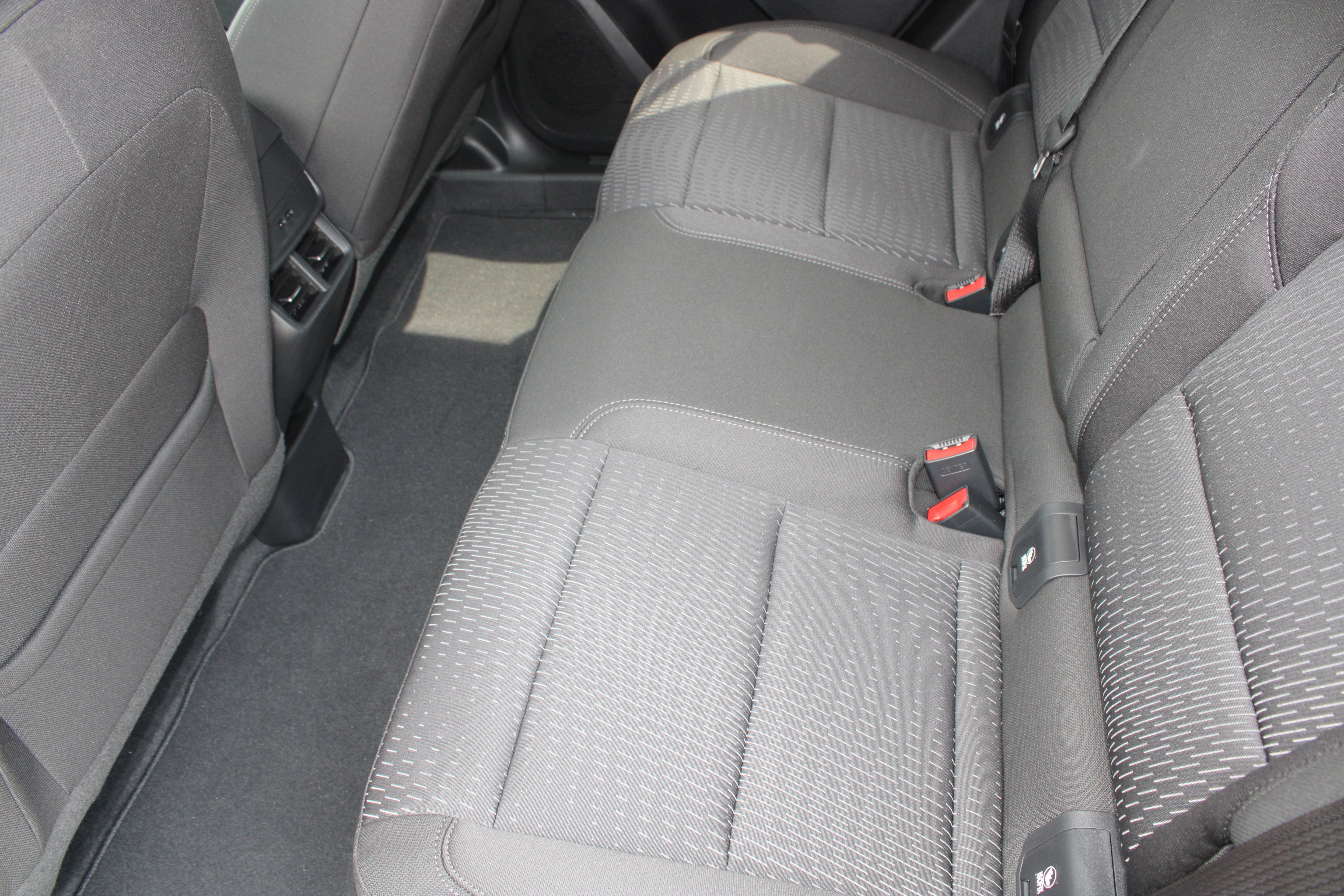 2027 Chevrolet Equinox LT - Photo 15
