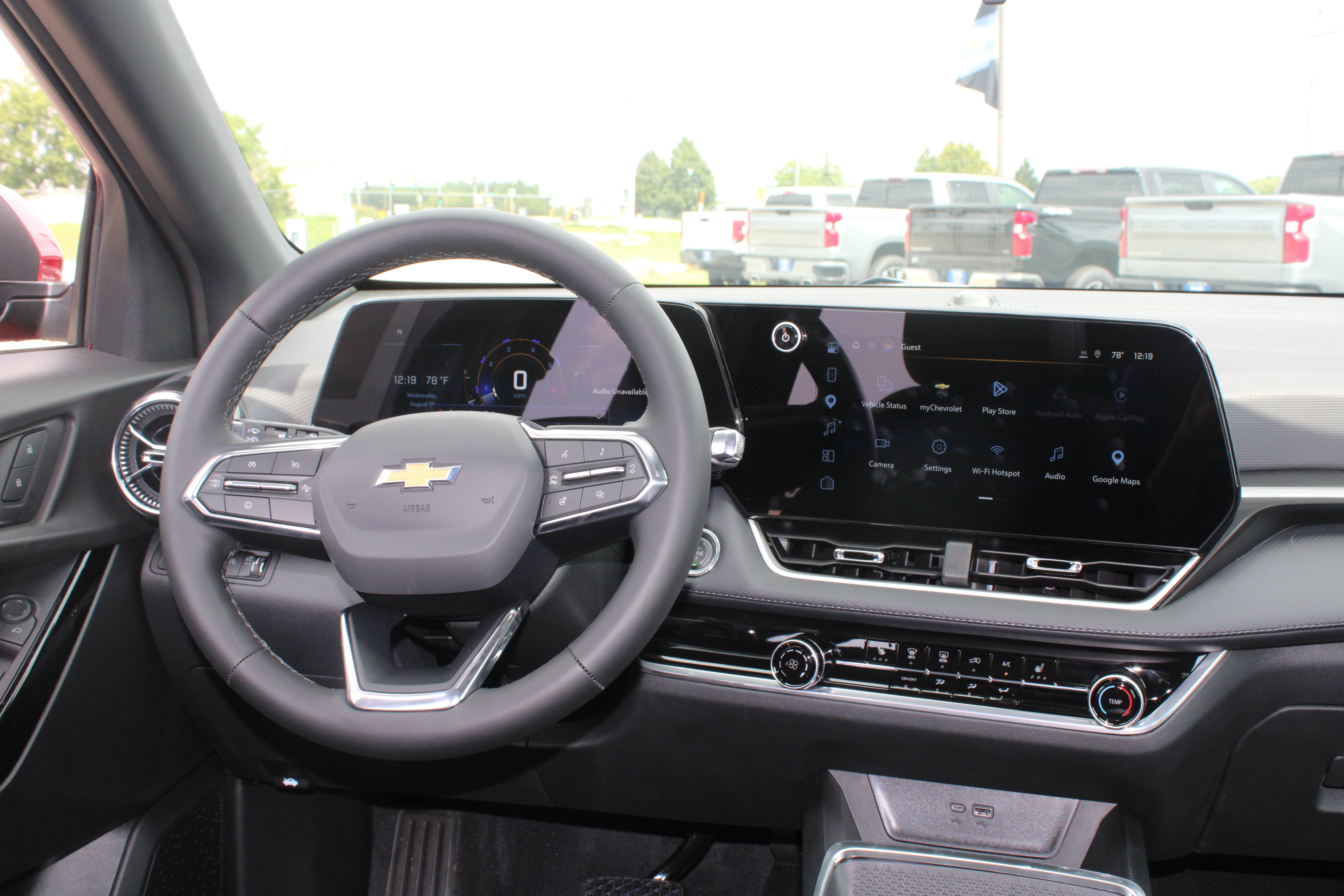 2027 Chevrolet Equinox LT - Photo 18