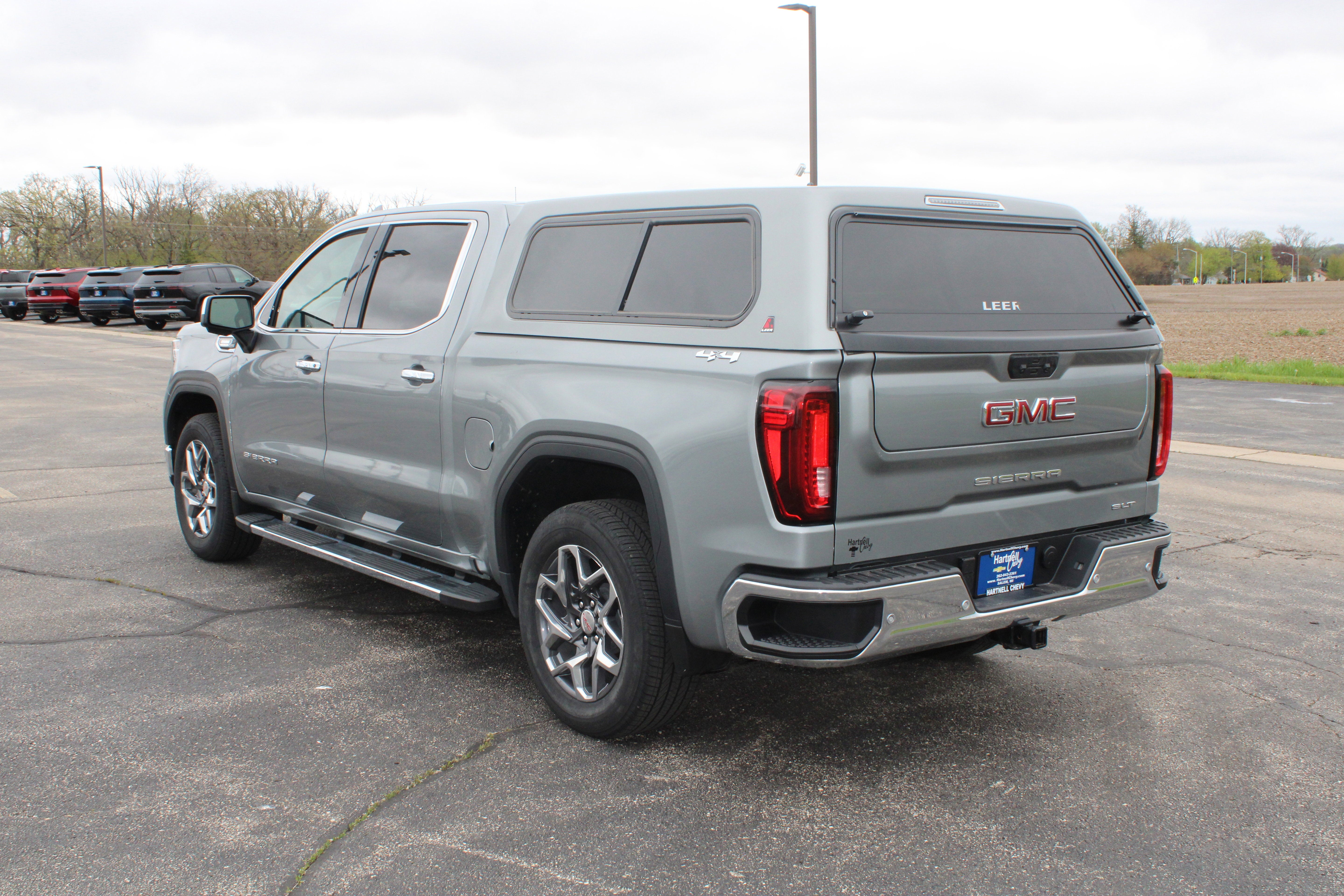 2025 GMC Sierra 1500 SLT