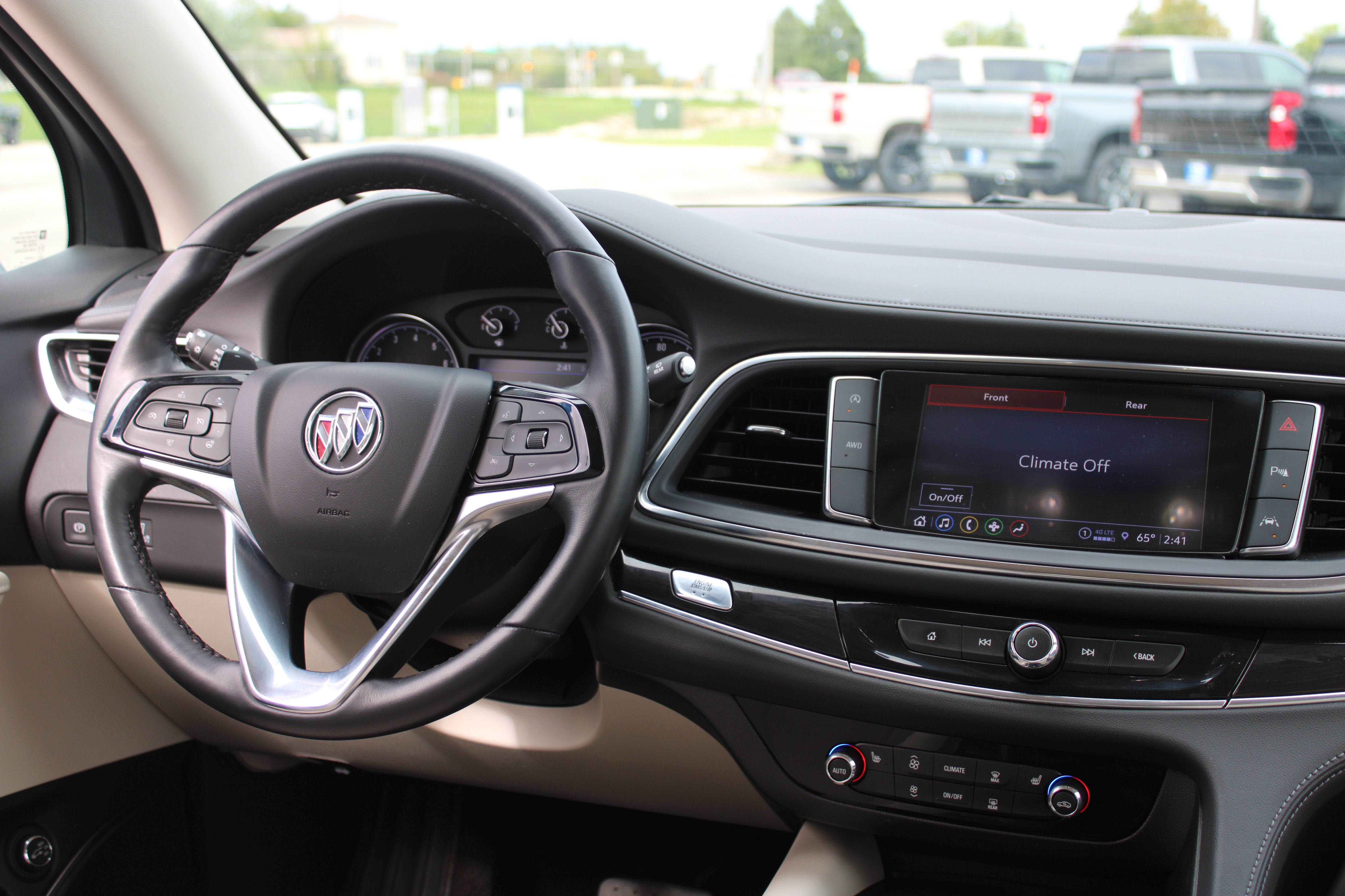 2023 Buick Enclave Essence
