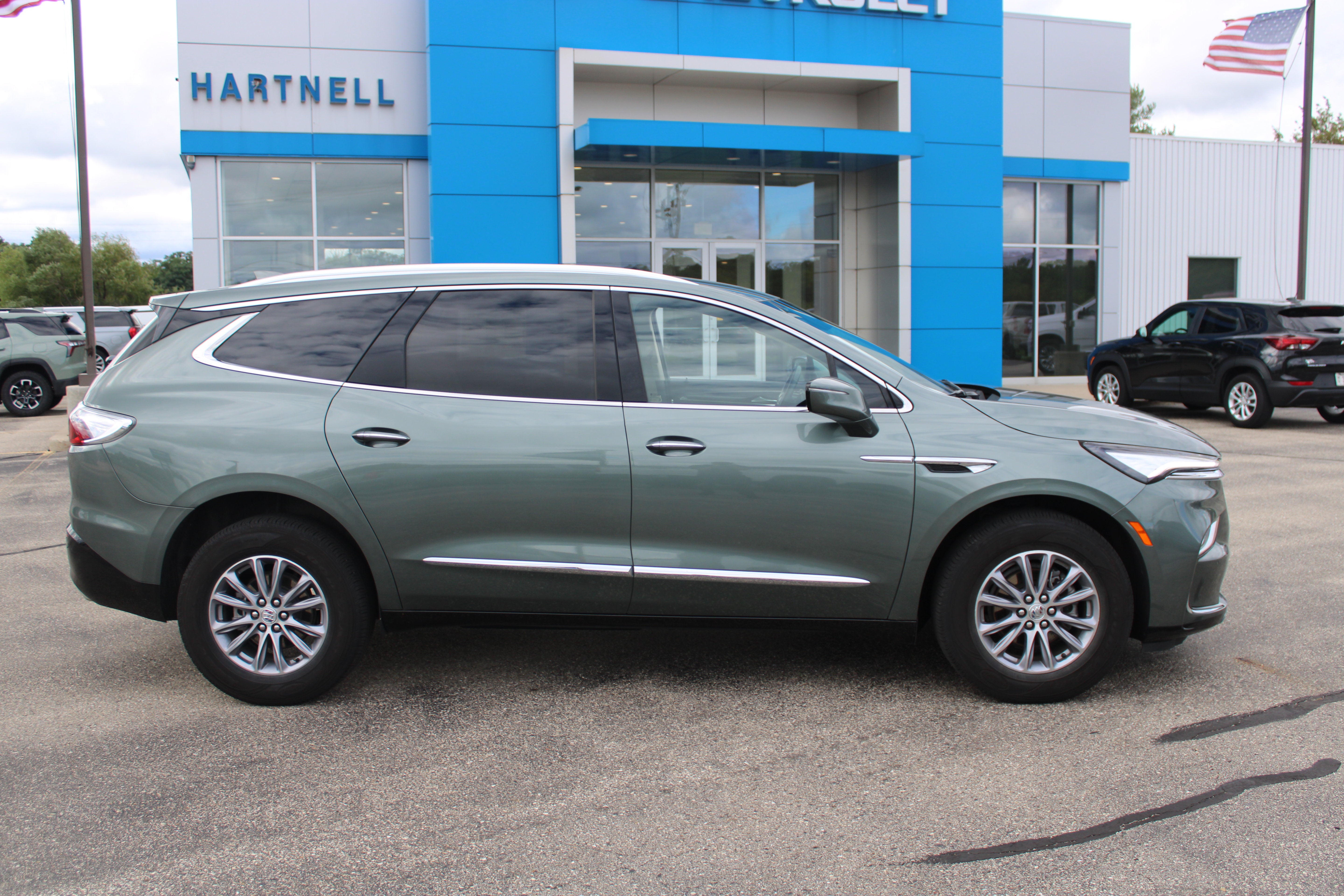2023 Buick Enclave Essence