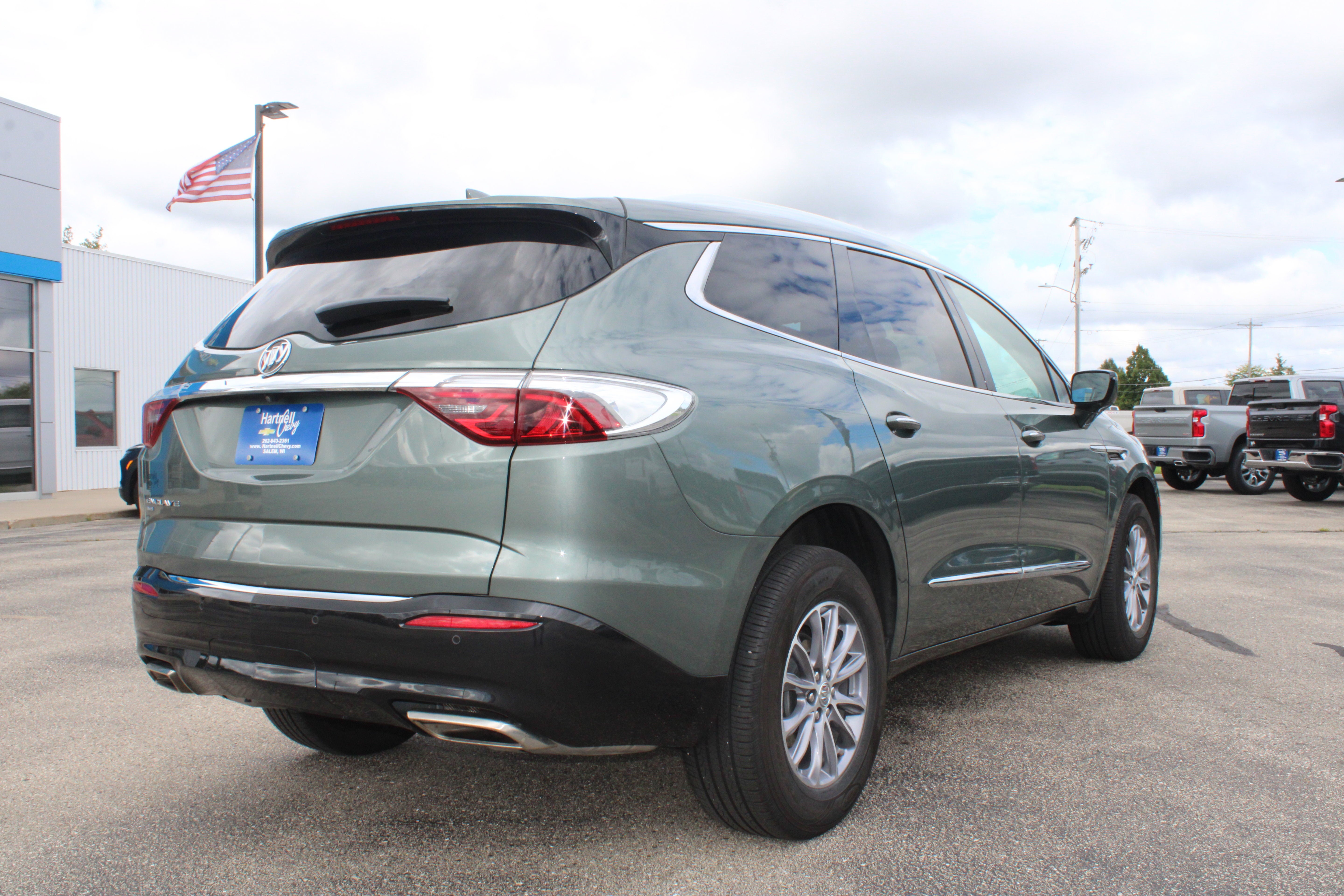 2023 Buick Enclave Essence